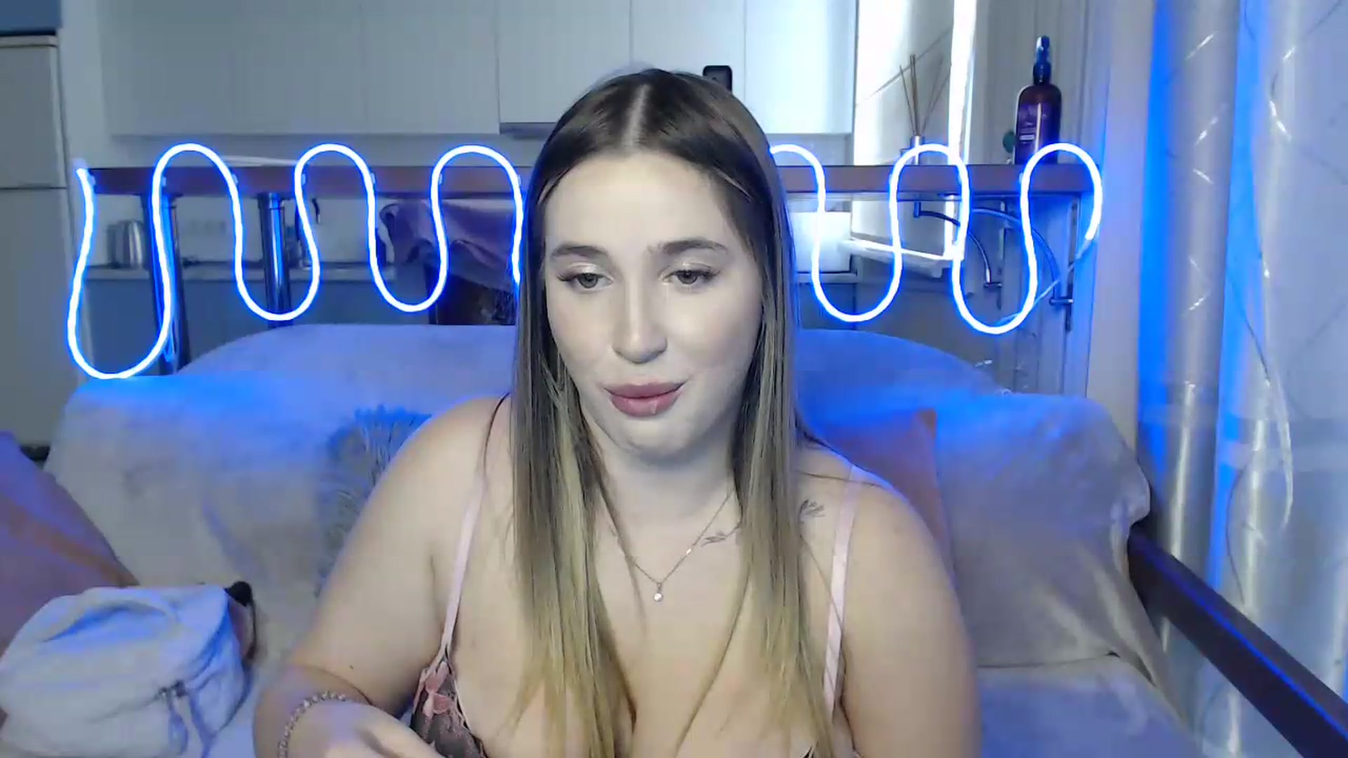 Gallery image thumbnail from Alaya_Wink's myfreecams stream on, 09/26/2026, 13:48 image 5 of 20