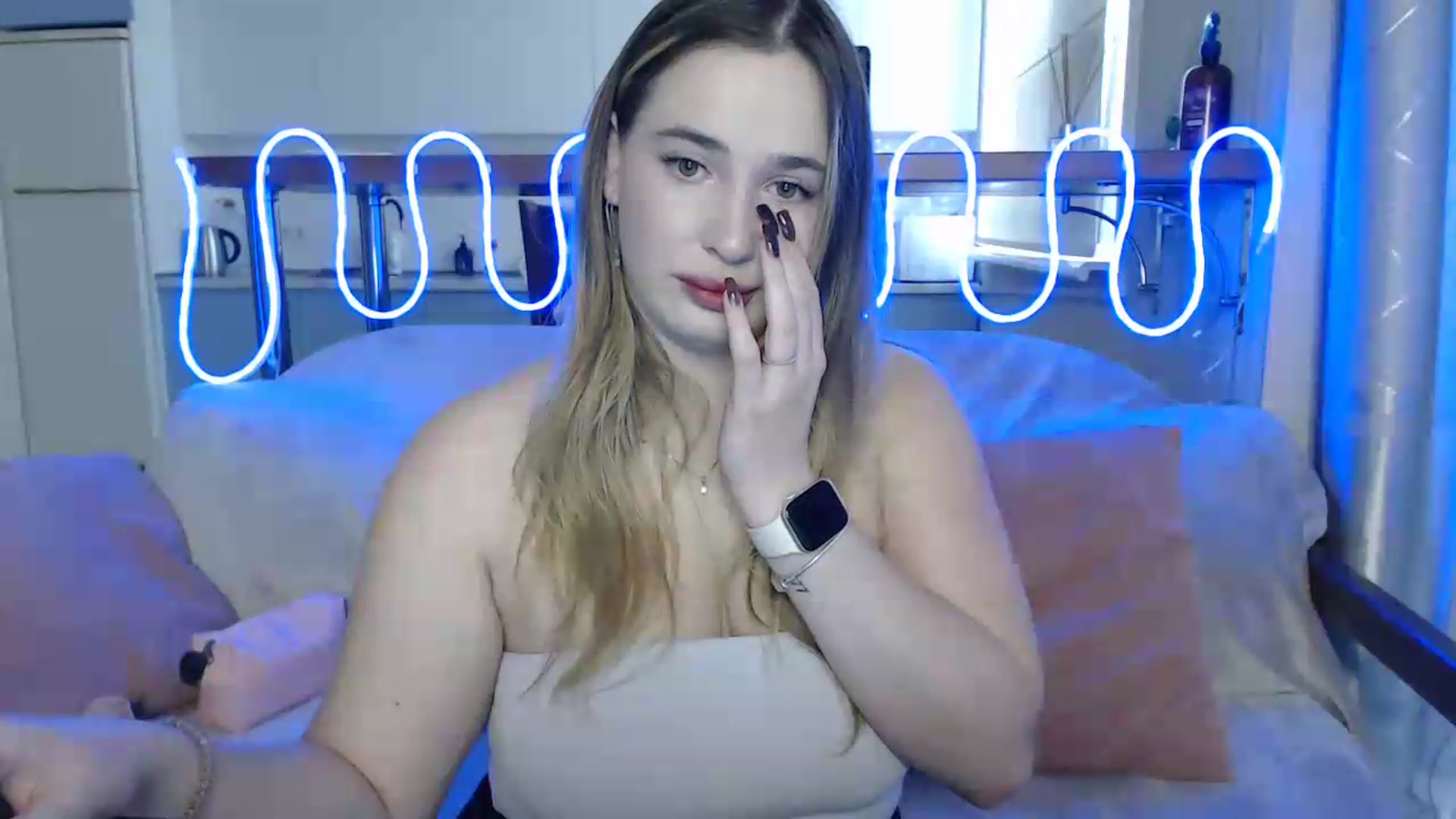 Gallery image thumbnail from Alaya_Wink's myfreecams stream on, 09/27/2026, 11:09 image 18 of 20