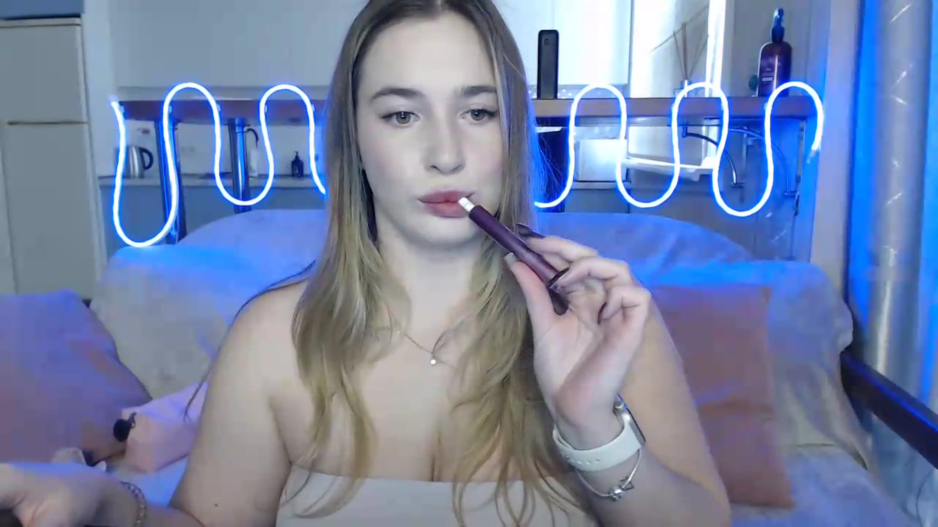 Gallery image thumbnail from Alaya_Wink's myfreecams stream on, 09/27/2026, 11:54 image 15 of 20