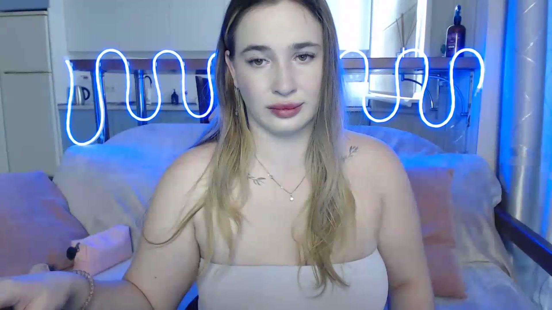 Gallery image thumbnail from Alaya_Wink's myfreecams stream on, 09/27/2026, 11:54 image 7 of 20