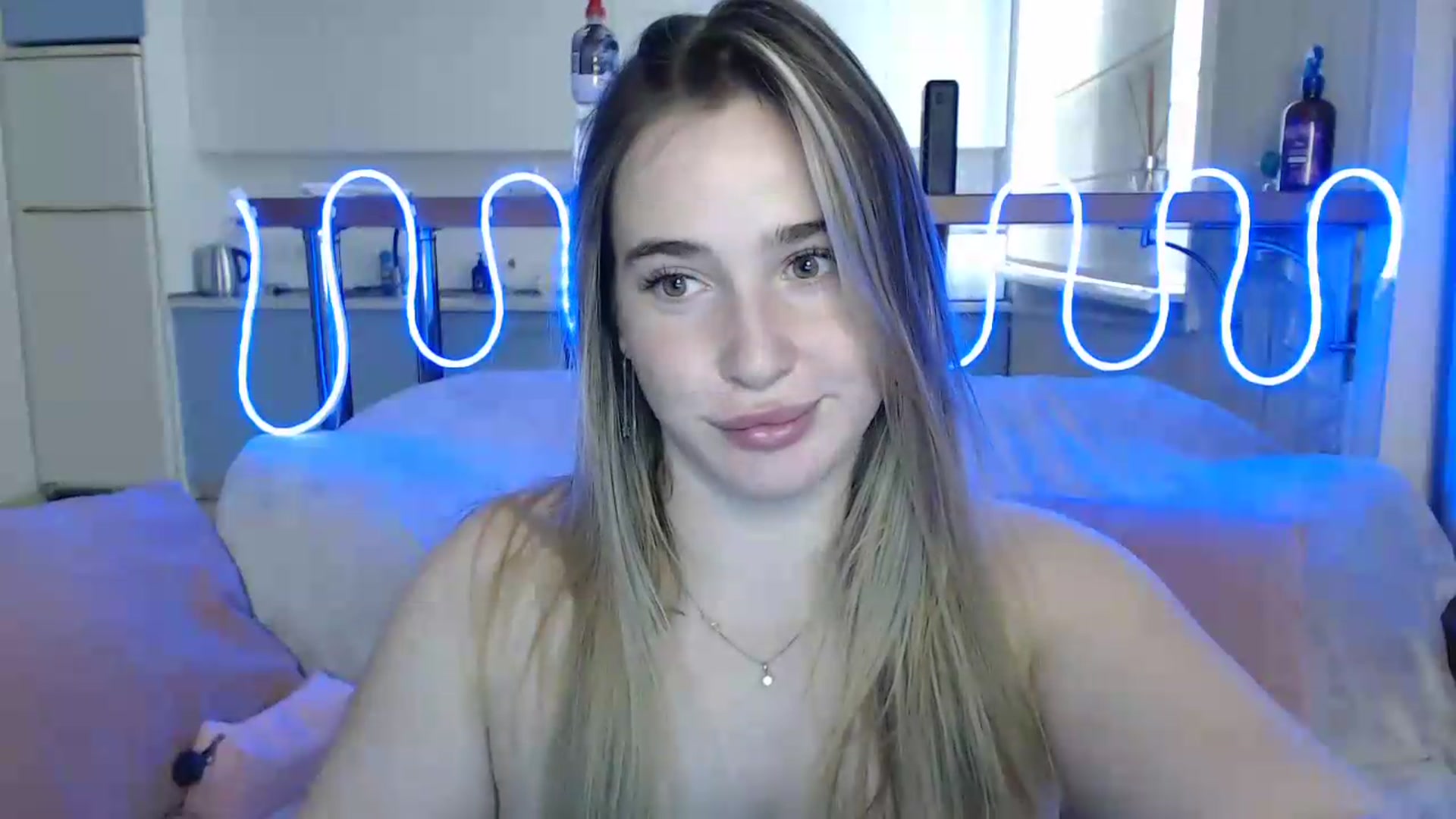 Gallery image thumbnail from Alaya_Wink's myfreecams stream on, 09/28/2026, 10:54 image 6 of 20