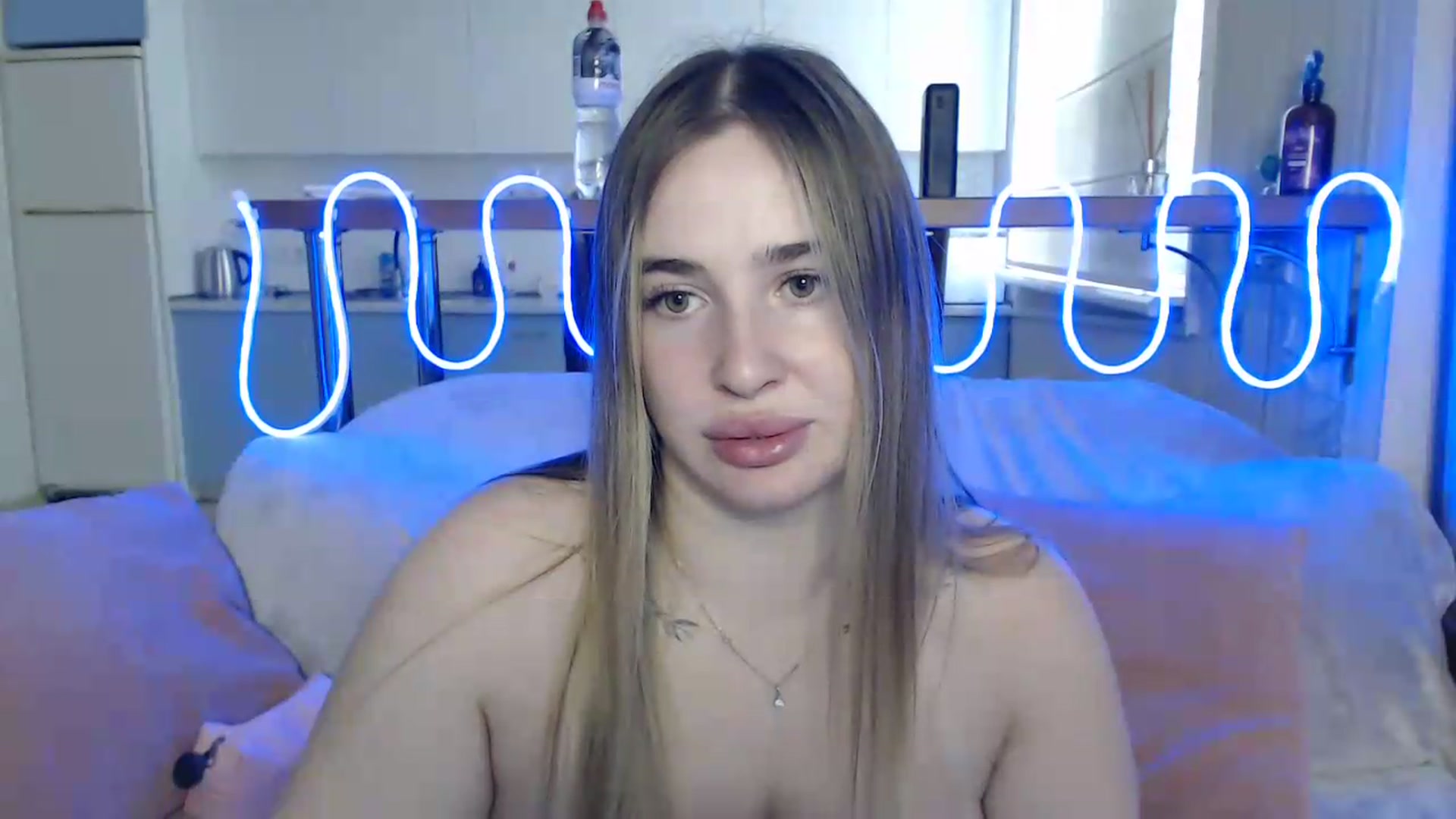 Gallery image thumbnail from Alaya_Wink's myfreecams stream on, 09/28/2026, 10:54 image 3 of 20