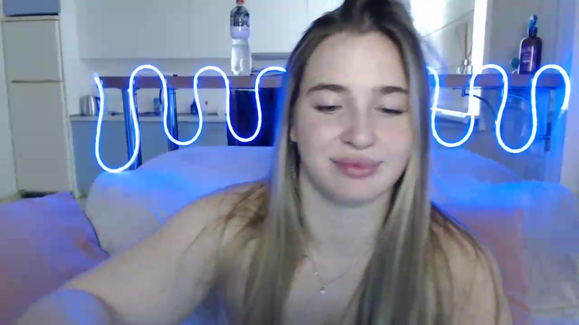 Gallery image thumbnail from Alaya_Wink's myfreecams stream on, 09/28/2026, 11:21 image 19 of 20
