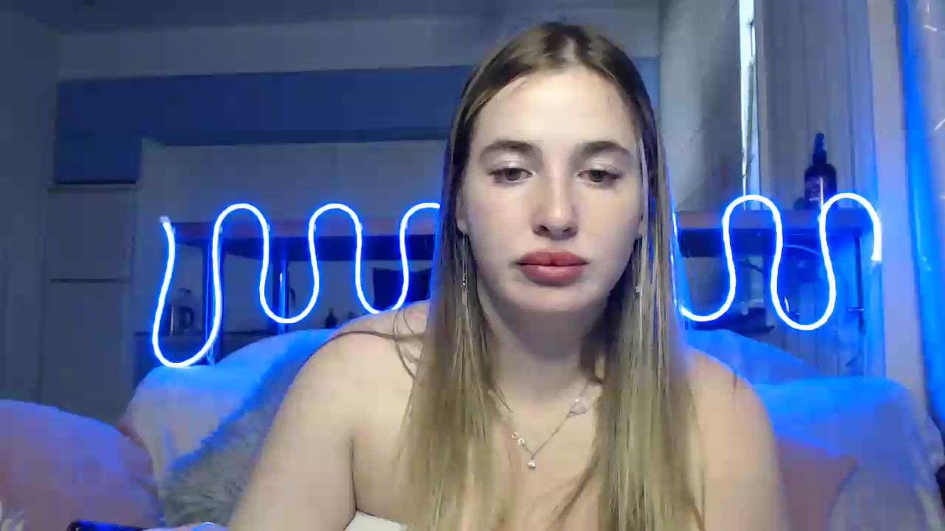 Gallery image thumbnail from Alaya_Wink's myfreecams stream on, 09/28/2026, 15:32 image 1 of 20