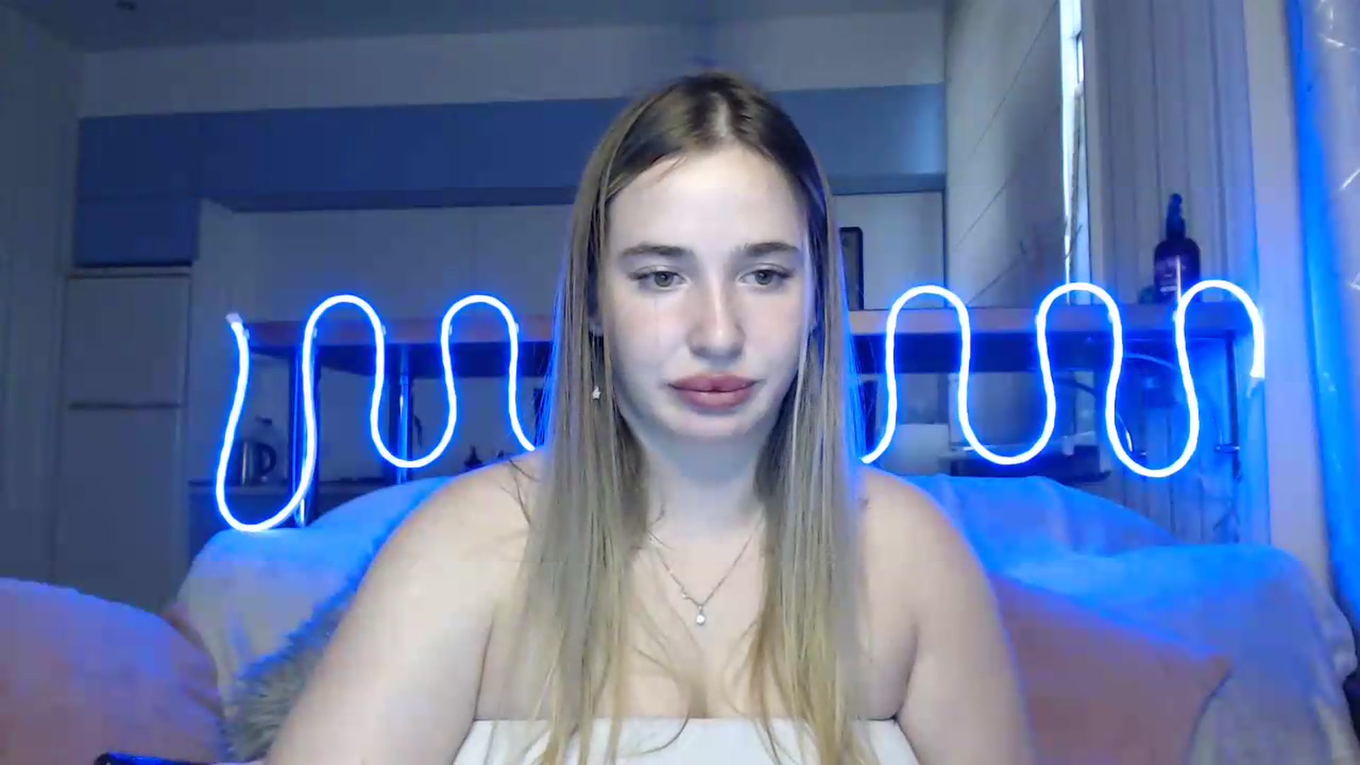 Gallery image thumbnail from Alaya_Wink's myfreecams stream on, 09/28/2026, 15:32 image 2 of 20