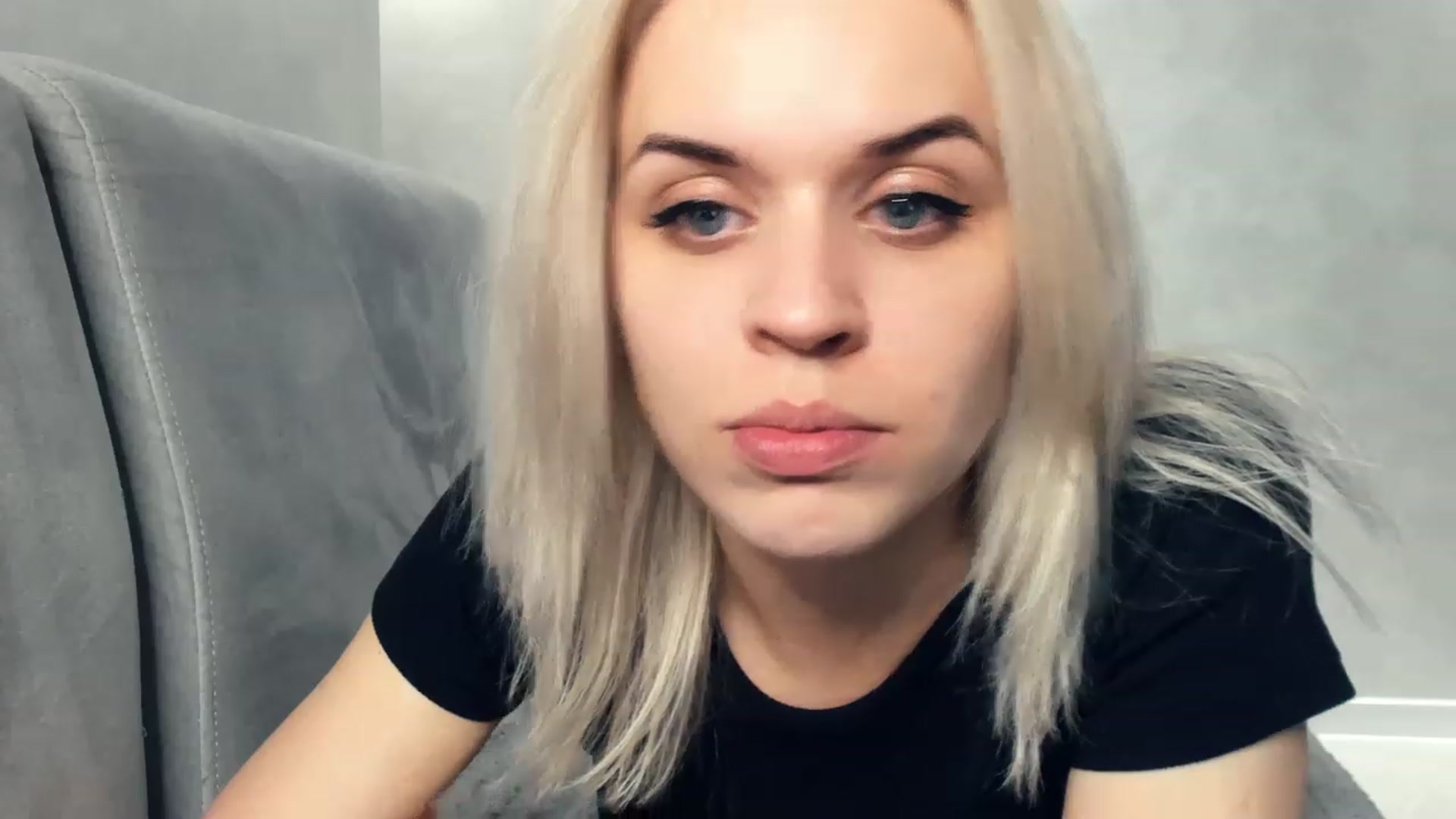 Gallery image thumbnail from AleXXXaKiss's myfreecams stream on, 04/16/2023, 21:24 image 19 of 20