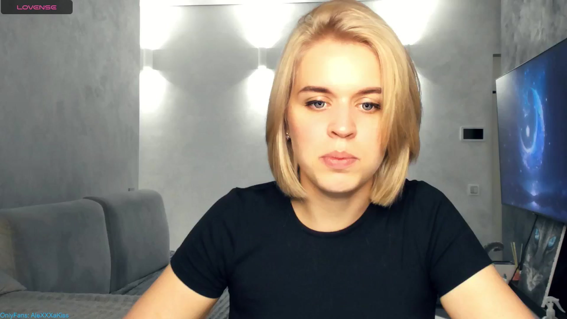 Gallery image thumbnail from AleXXXaKiss's myfreecams stream on, 08/23/2024, 20:54 image 15 of 20