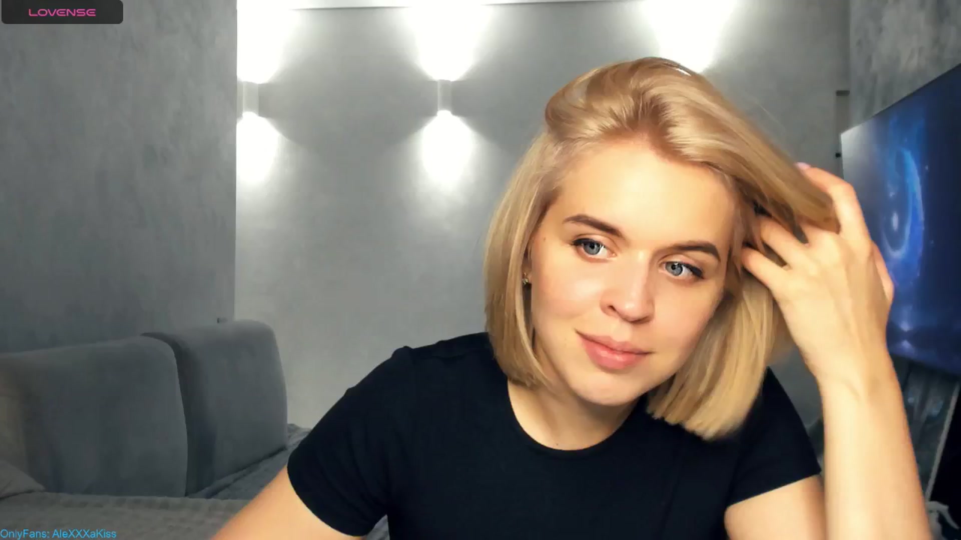 Gallery image thumbnail from AleXXXaKiss's myfreecams stream on, 08/23/2024, 20:54 image 10 of 20