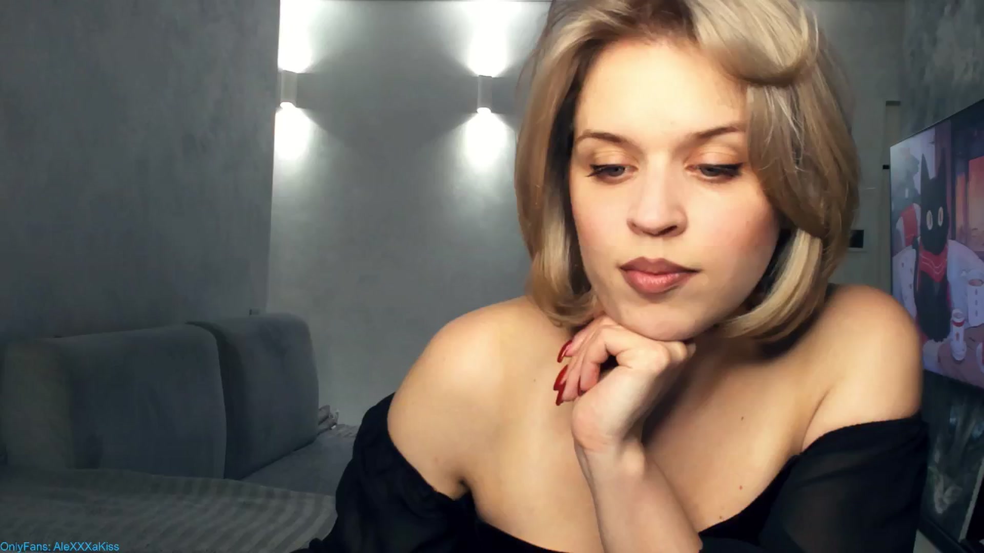 Gallery image thumbnail from AleXXXaKiss's myfreecams stream on, 12/14/2024, 21:10 image 5 of 20