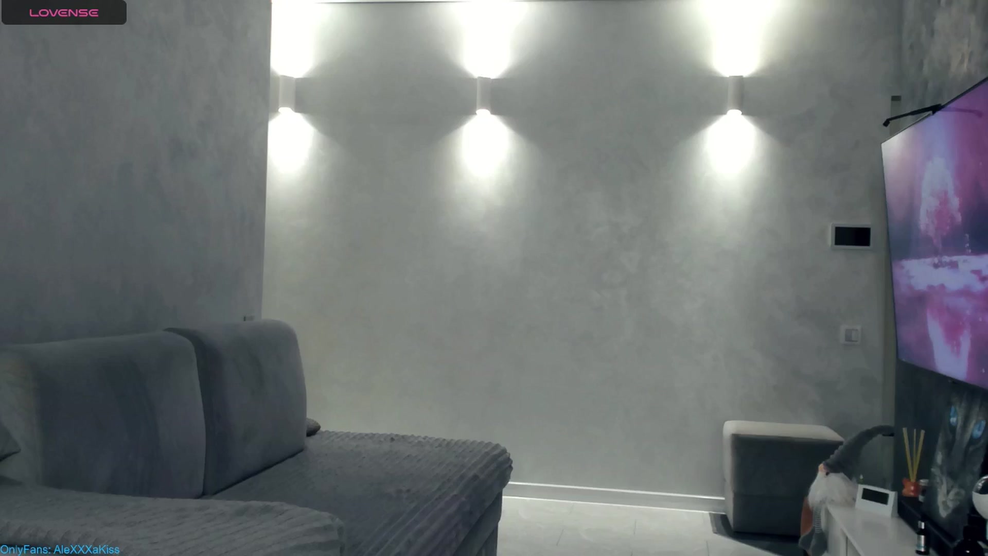 Gallery image thumbnail from AleXXXaKiss's myfreecams stream on, 02/16/2025, 15:31 image 20 of 20