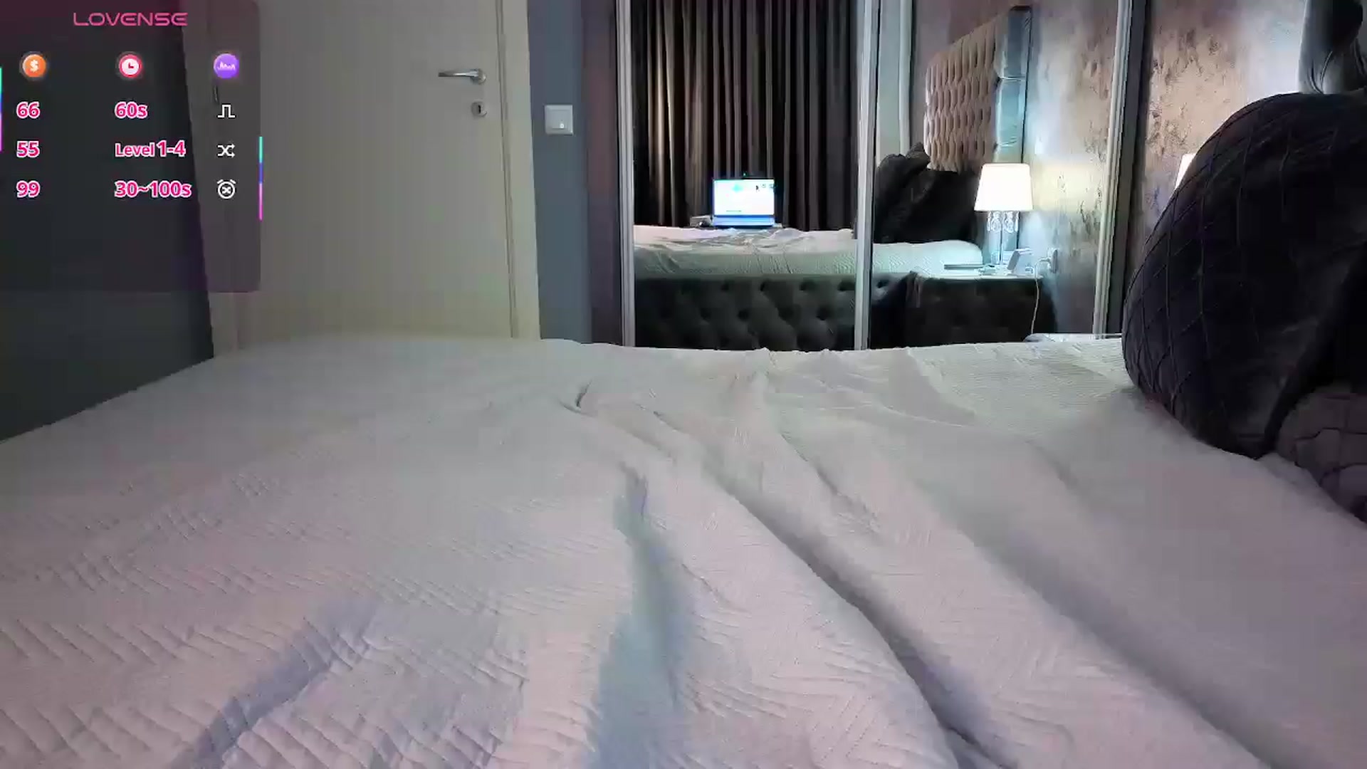 Gallery image thumbnail from Ale_xA's myfreecams stream on, 11/25/2025, 07:39 image 17 of 20