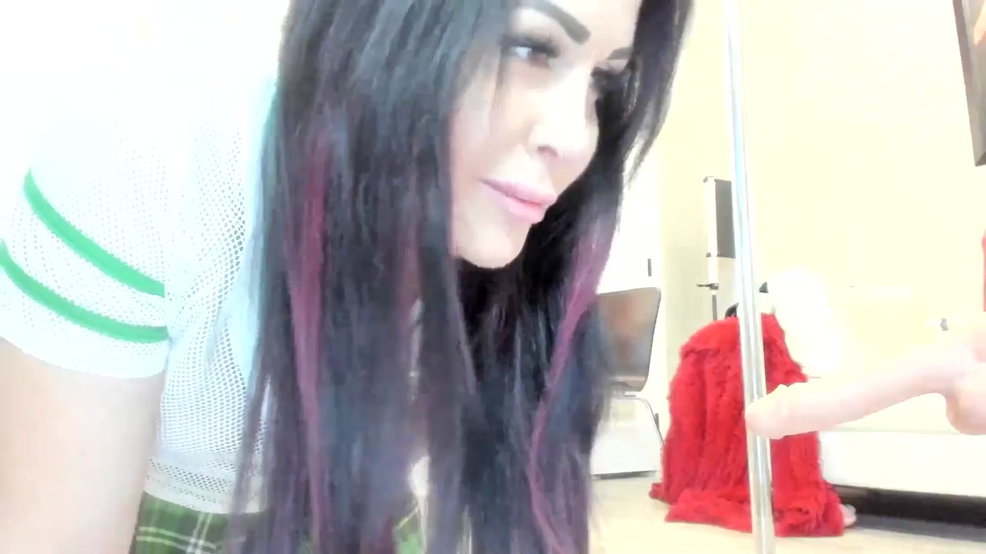 Gallery image thumbnail from AleahJasmine's myfreecams stream on, 06/01/2025, 20:31 image 9 of 20
