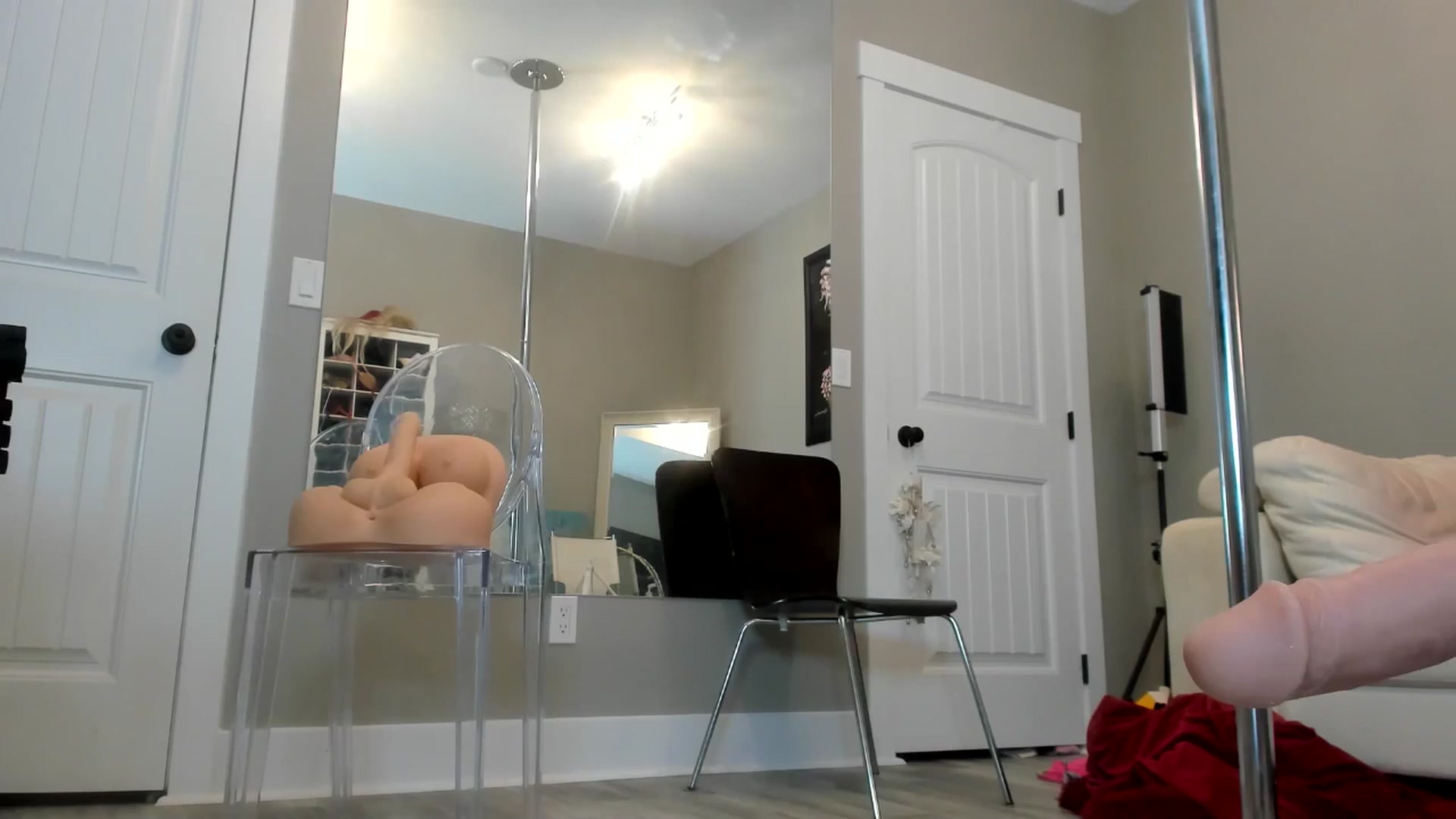 Gallery image thumbnail from AleahJasmine's myfreecams stream on, 07/10/2025, 12:52 image 1 of 20