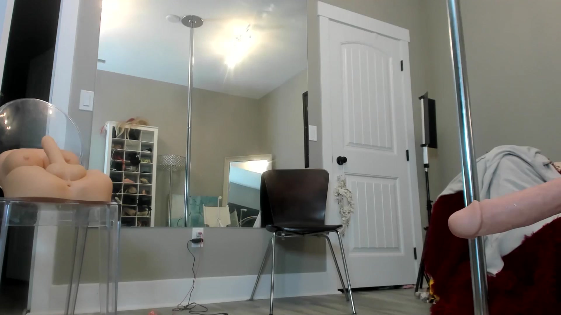 Gallery image thumbnail from AleahJasmine's myfreecams stream on, 09/07/2025, 17:03 image 14 of 20