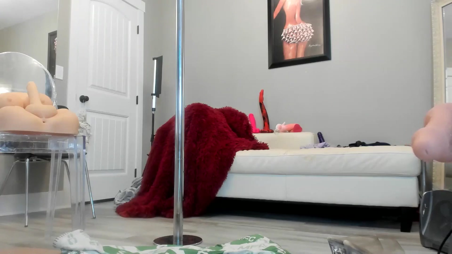 Gallery image thumbnail from AleahJasmine's myfreecams stream on, 09/16/2025, 24:03 image 9 of 20