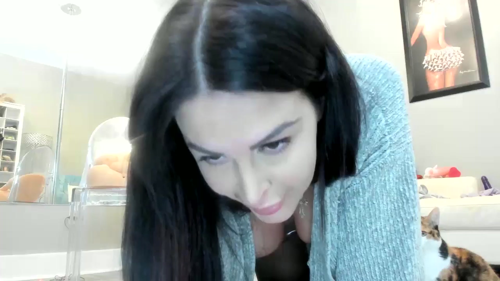 Gallery image thumbnail from AleahJasmine's myfreecams stream on, 09/16/2025, 24:03 image 1 of 20