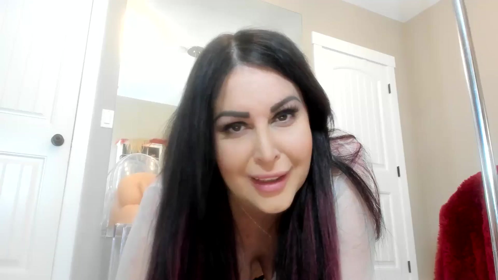 Gallery image thumbnail from AleahJasmine's myfreecams stream on, 12/27/2025, 09:16 image 1 of 20