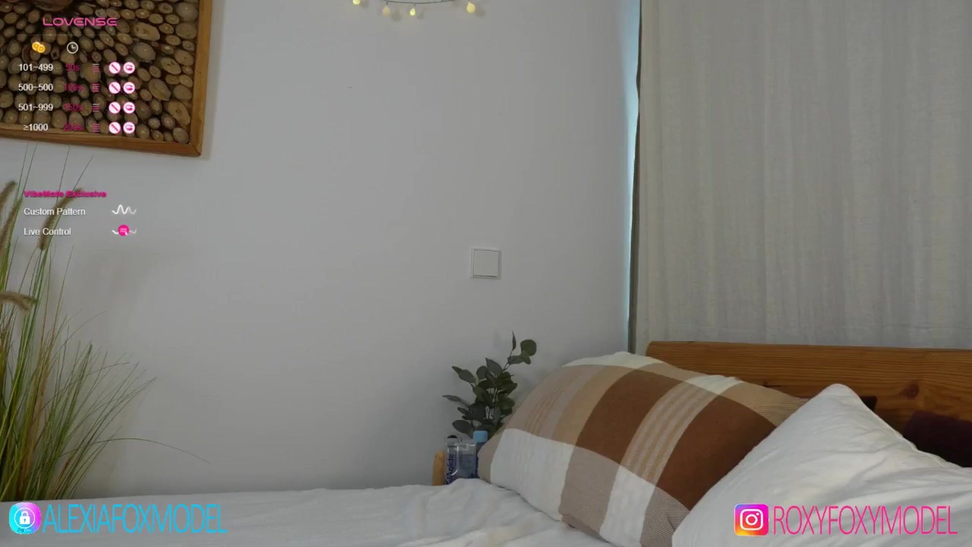 Gallery image thumbnail from AlecsaFox's myfreecams stream on, 05/08/2024, 12:45 image 13 of 20
