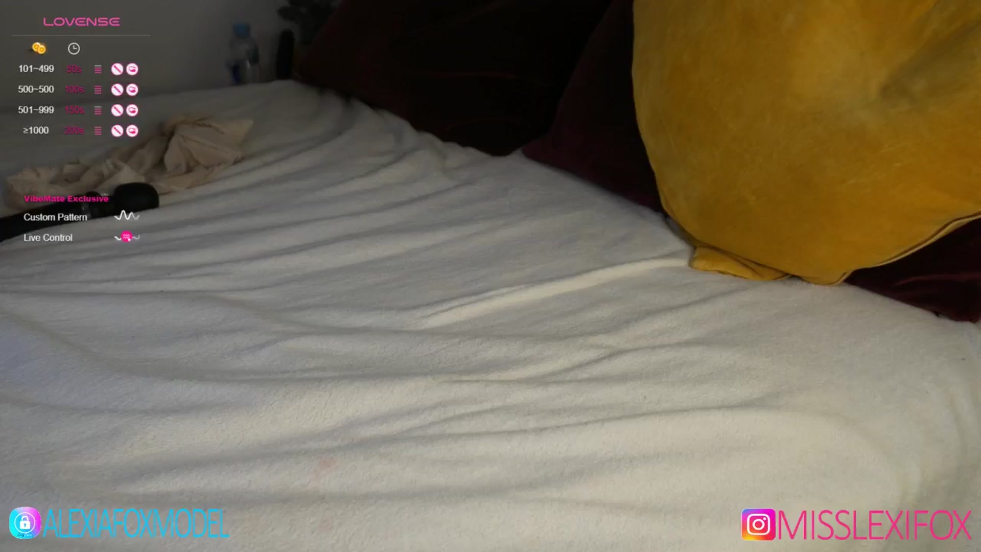 Gallery image thumbnail from AlecsaFox's myfreecams stream on, 06/19/2024, 14:53 image 7 of 20