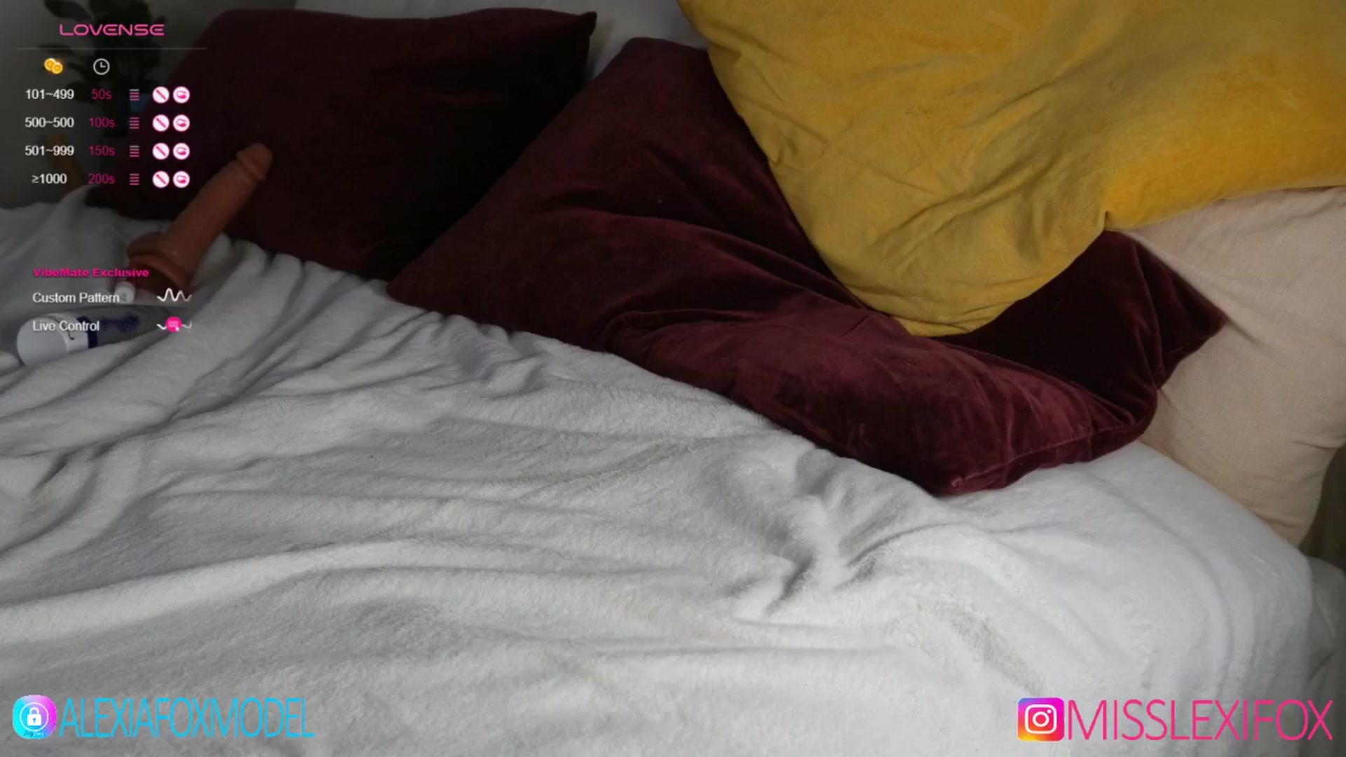 Gallery image thumbnail from AlecsaFox's myfreecams stream on, 07/04/2024, 17:47 image 1 of 20