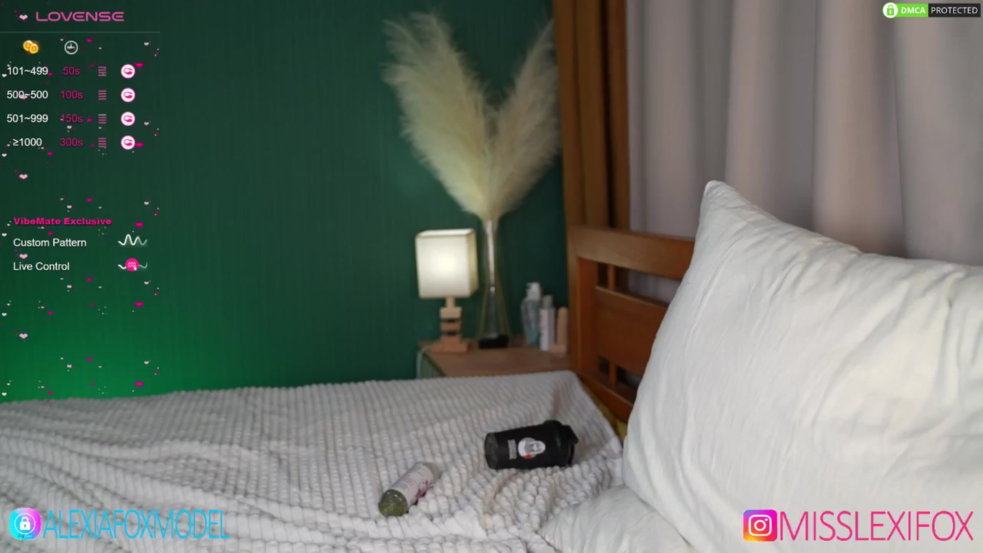 Gallery image thumbnail from AlecsaFox's myfreecams stream on, 07/21/2024, 22:39 image 7 of 20