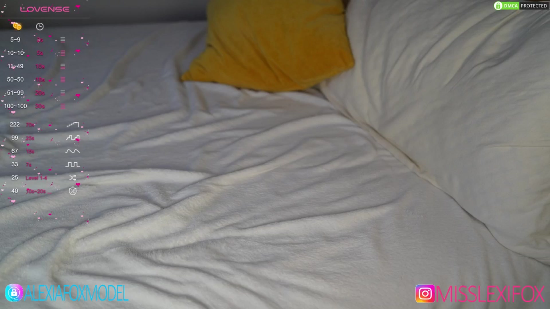 Gallery image thumbnail from AlecsaFox's myfreecams stream on, 08/06/2024, 18:31 image 15 of 20