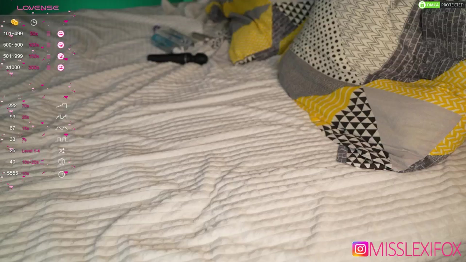 Gallery image thumbnail from AlecsaFox's myfreecams stream on, 10/13/2024, 17:04 image 5 of 20