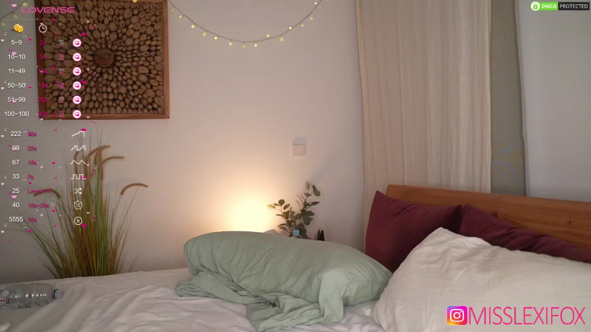 Gallery image thumbnail from AlecsaFox's myfreecams stream on, 12/14/2024, 15:31 image 8 of 20