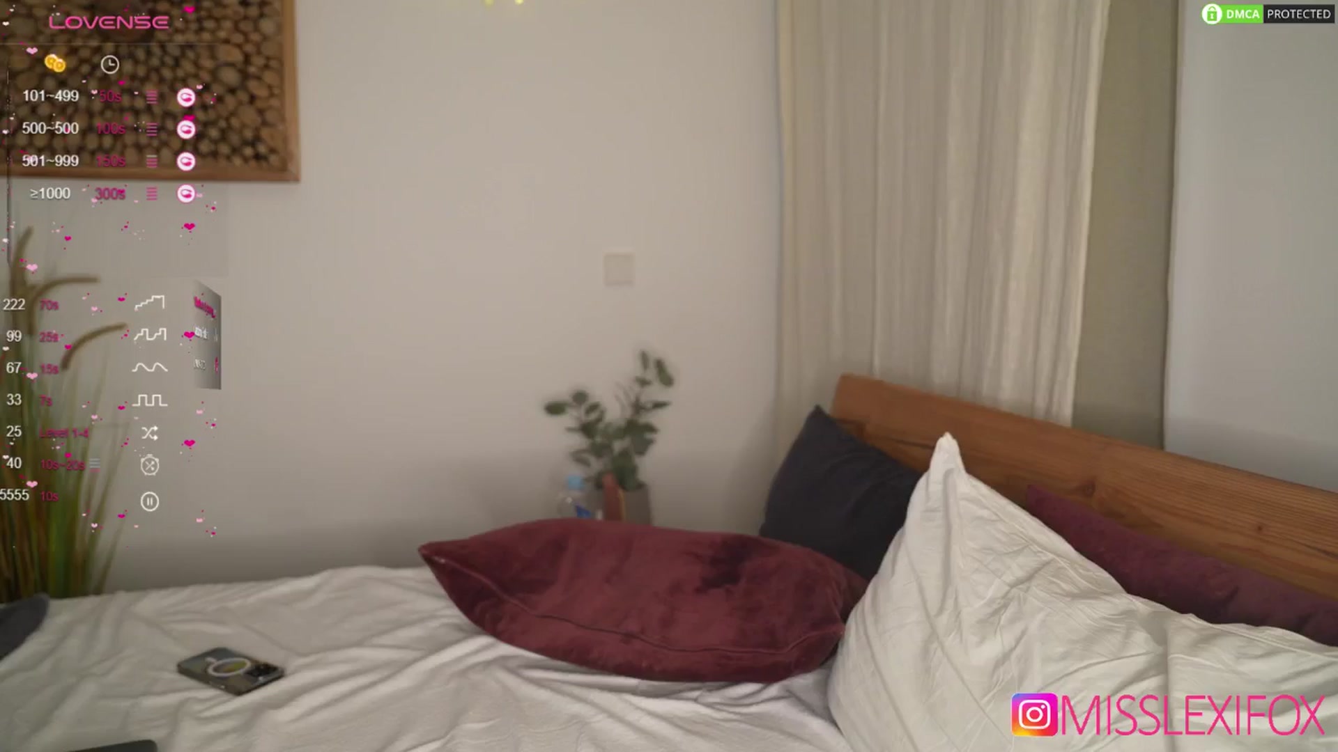 Gallery image thumbnail from AlecsaFox's myfreecams stream on, 01/19/2025, 13:26 image 4 of 20