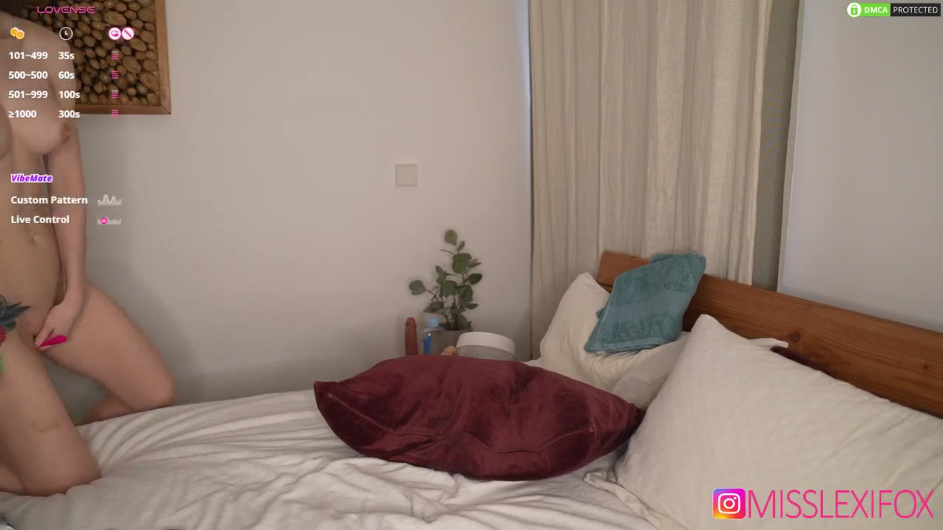 Gallery image thumbnail from AlecsaFox's myfreecams stream on, 02/26/2025, 13:10 image 2 of 20