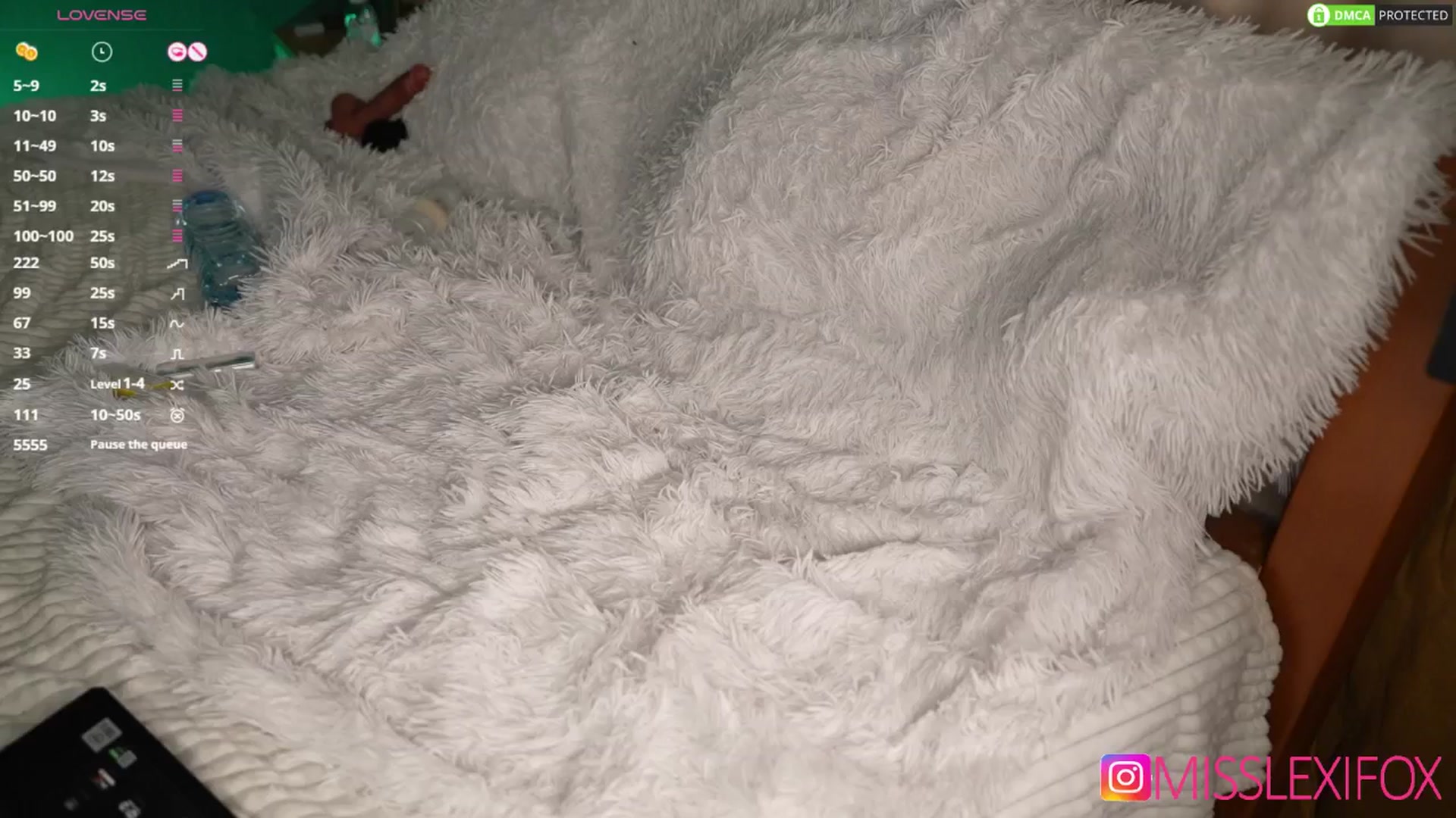 Gallery image thumbnail from AlecsaFox's myfreecams stream on, 03/09/2025, 13:50 image 3 of 20
