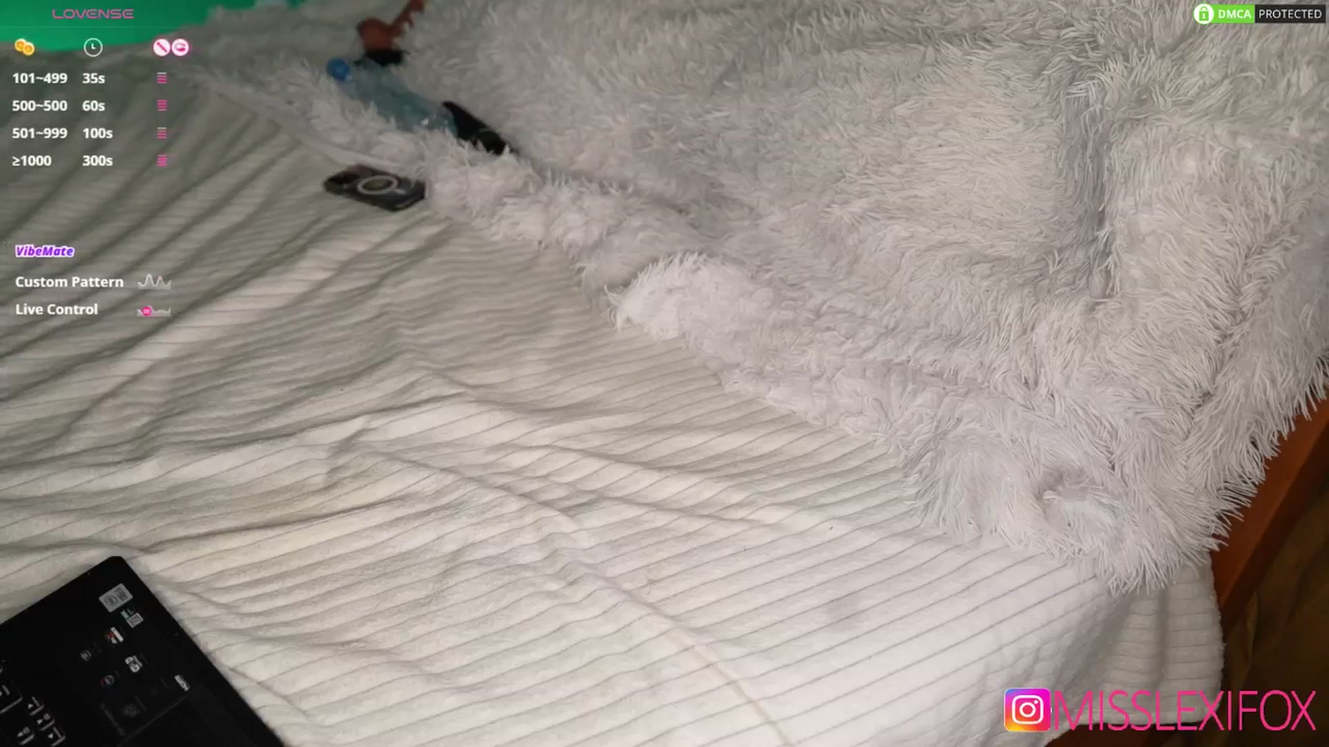 Gallery image thumbnail from AlecsaFox's myfreecams stream on, 03/14/2025, 09:37 image 11 of 20