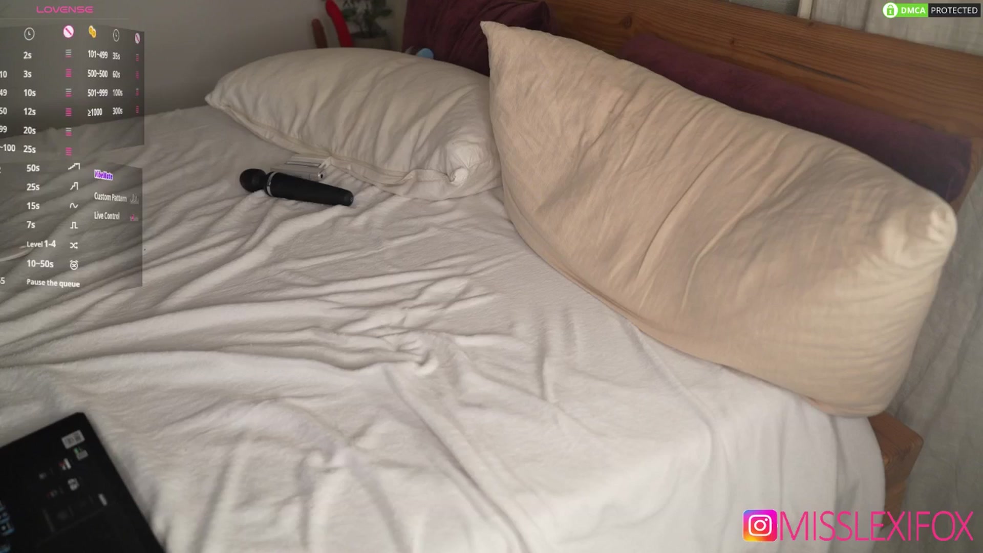 Gallery image thumbnail from AlecsaFox's myfreecams stream on, 03/29/2025, 17:11 image 7 of 20