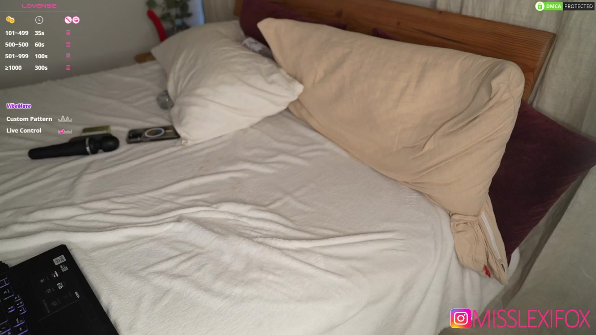 Gallery image thumbnail from AlecsaFox's myfreecams stream on, 04/19/2025, 15:54 image 11 of 20