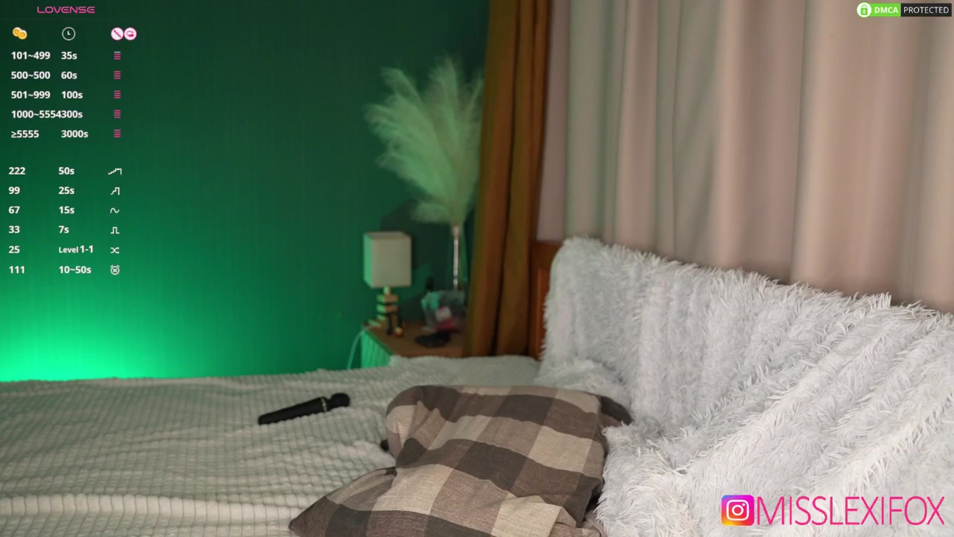 Gallery image thumbnail from AlecsaFox's myfreecams stream on, 12/18/2025, 17:20 image 5 of 20