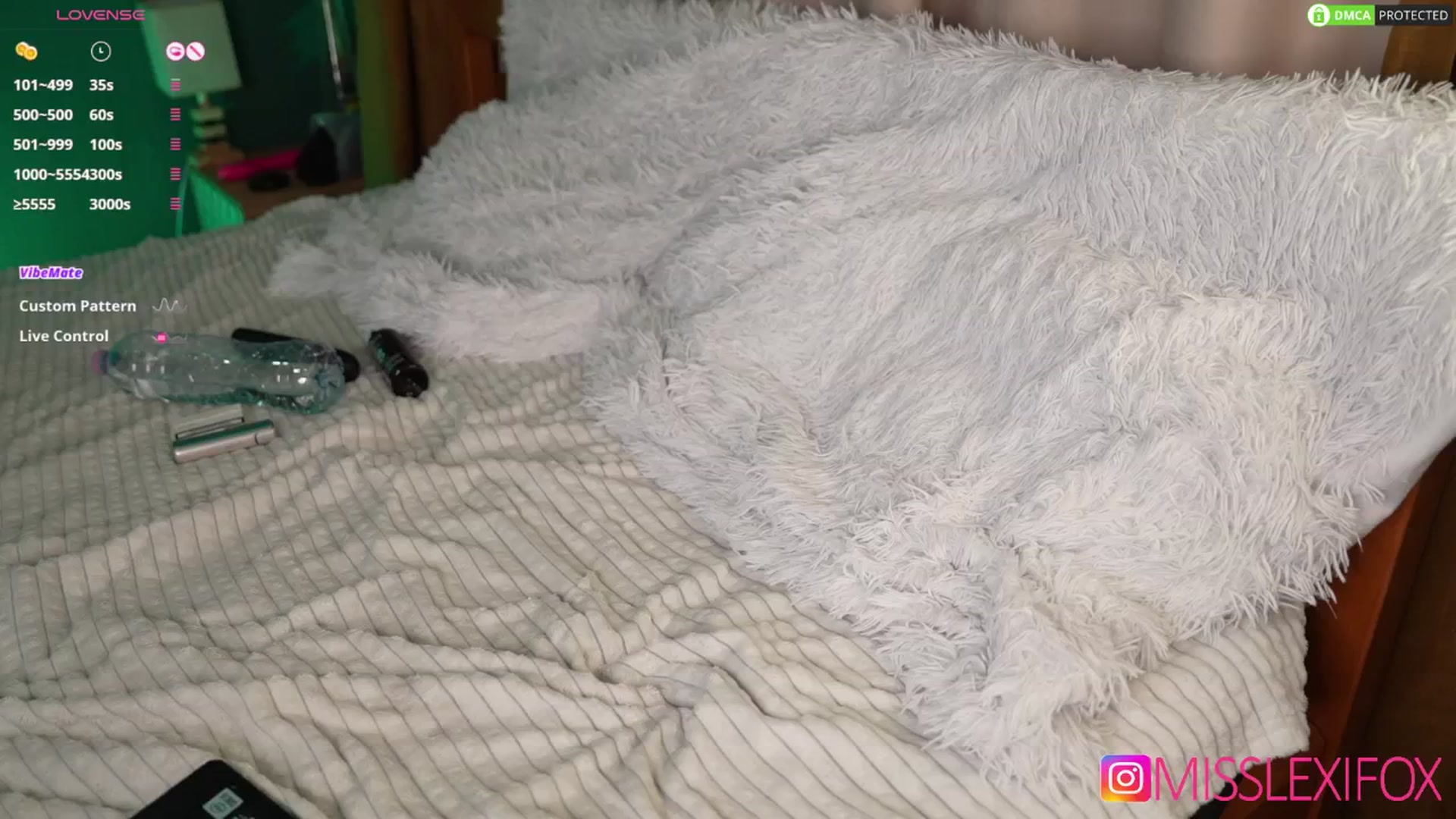 Gallery image thumbnail from AlecsaFox's myfreecams stream on, 01/03/2026, 19:26 image 2 of 20