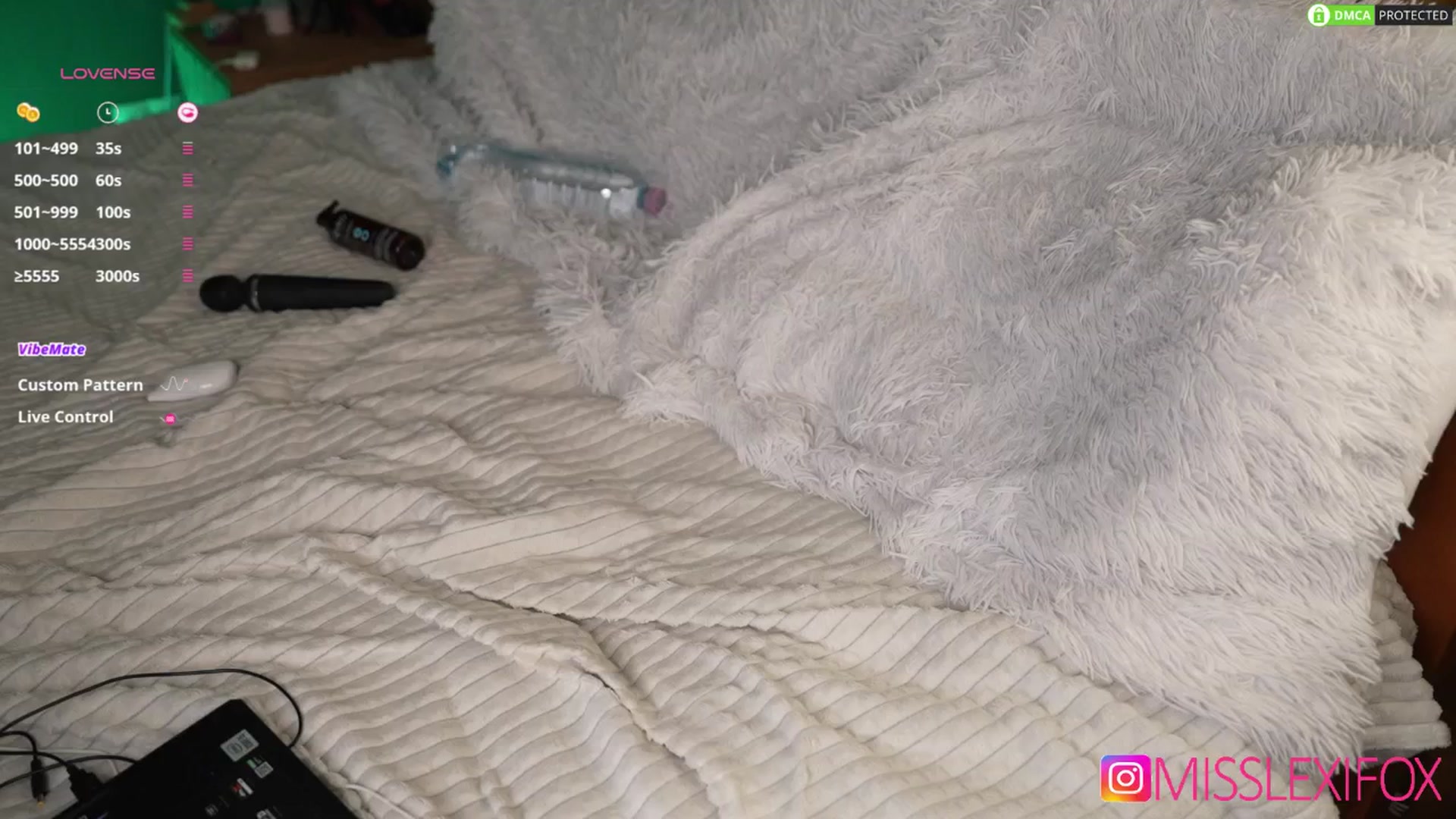 Gallery image thumbnail from AlecsaFox's myfreecams stream on, 03/04/2026, 09:59 image 10 of 20