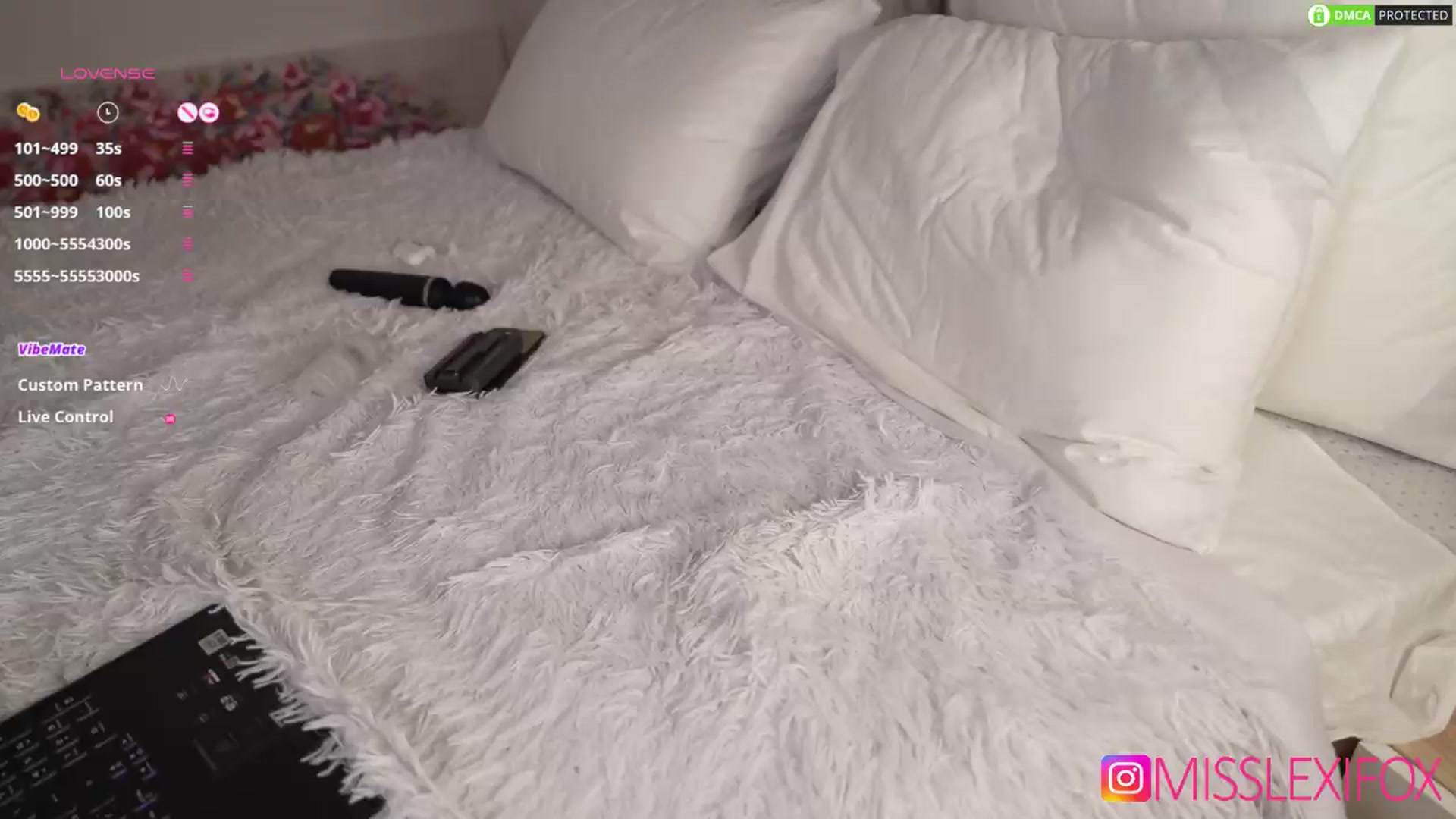 Gallery image thumbnail from AlecsaFox's myfreecams stream on, 07/26/2026, 17:10 image 19 of 20