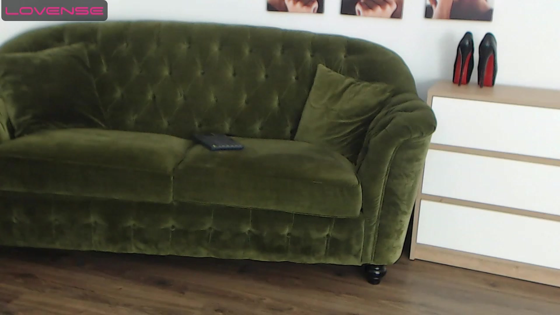 Gallery image thumbnail from Alecssalove's myfreecams stream on, 07/13/2023, 23:21 image 17 of 20