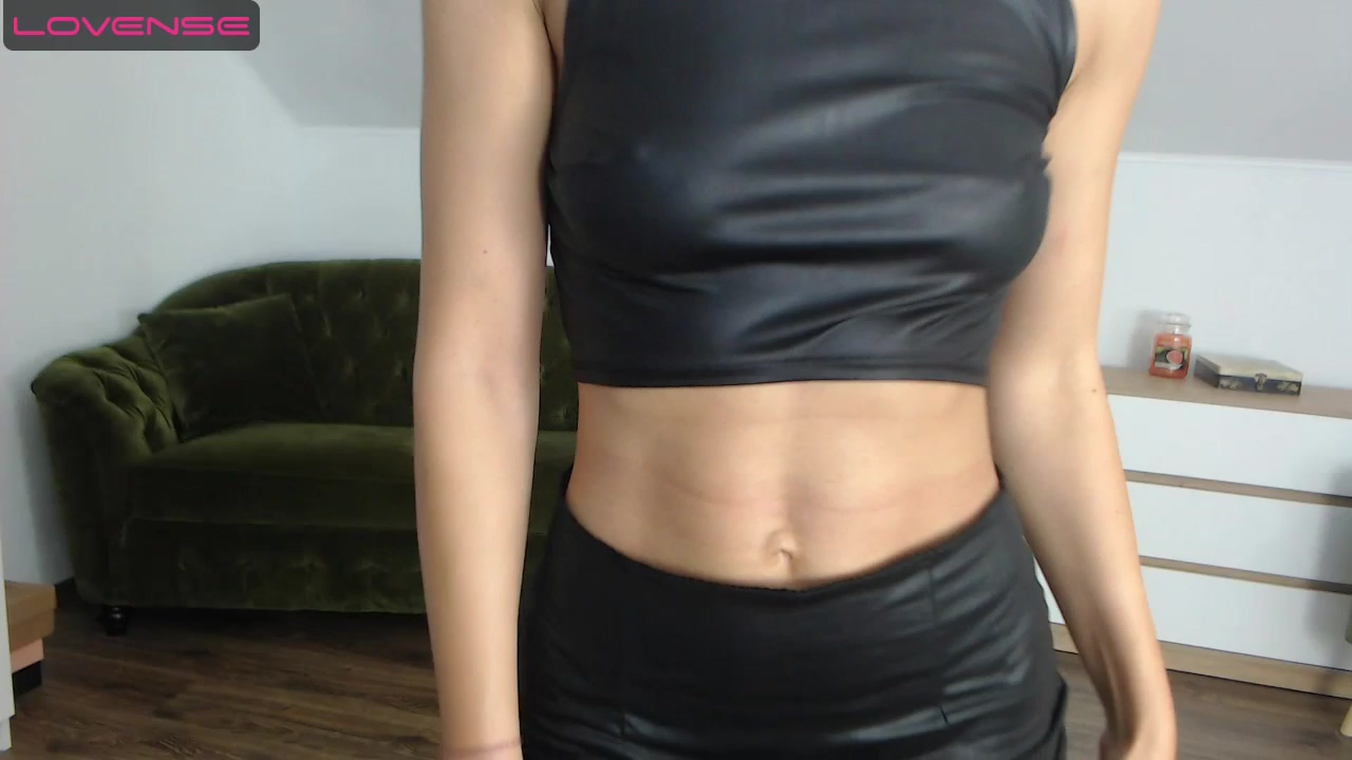 Gallery image thumbnail from Alecssalove's myfreecams stream on, 07/16/2023, 23:13 image 1 of 20