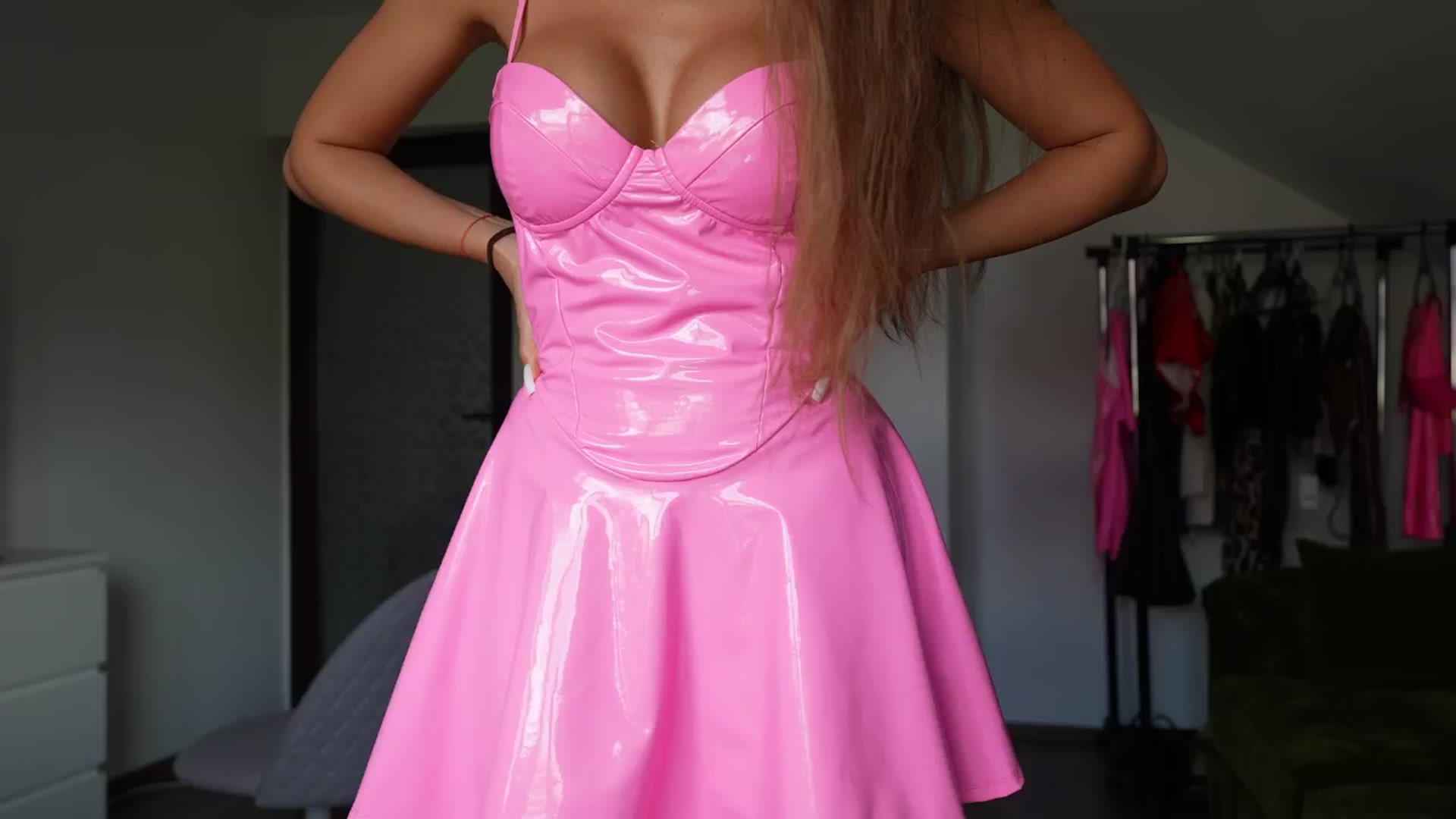 Gallery image thumbnail from Alecssalove's myfreecams stream on, 08/09/2024, 11:41 image 18 of 20
