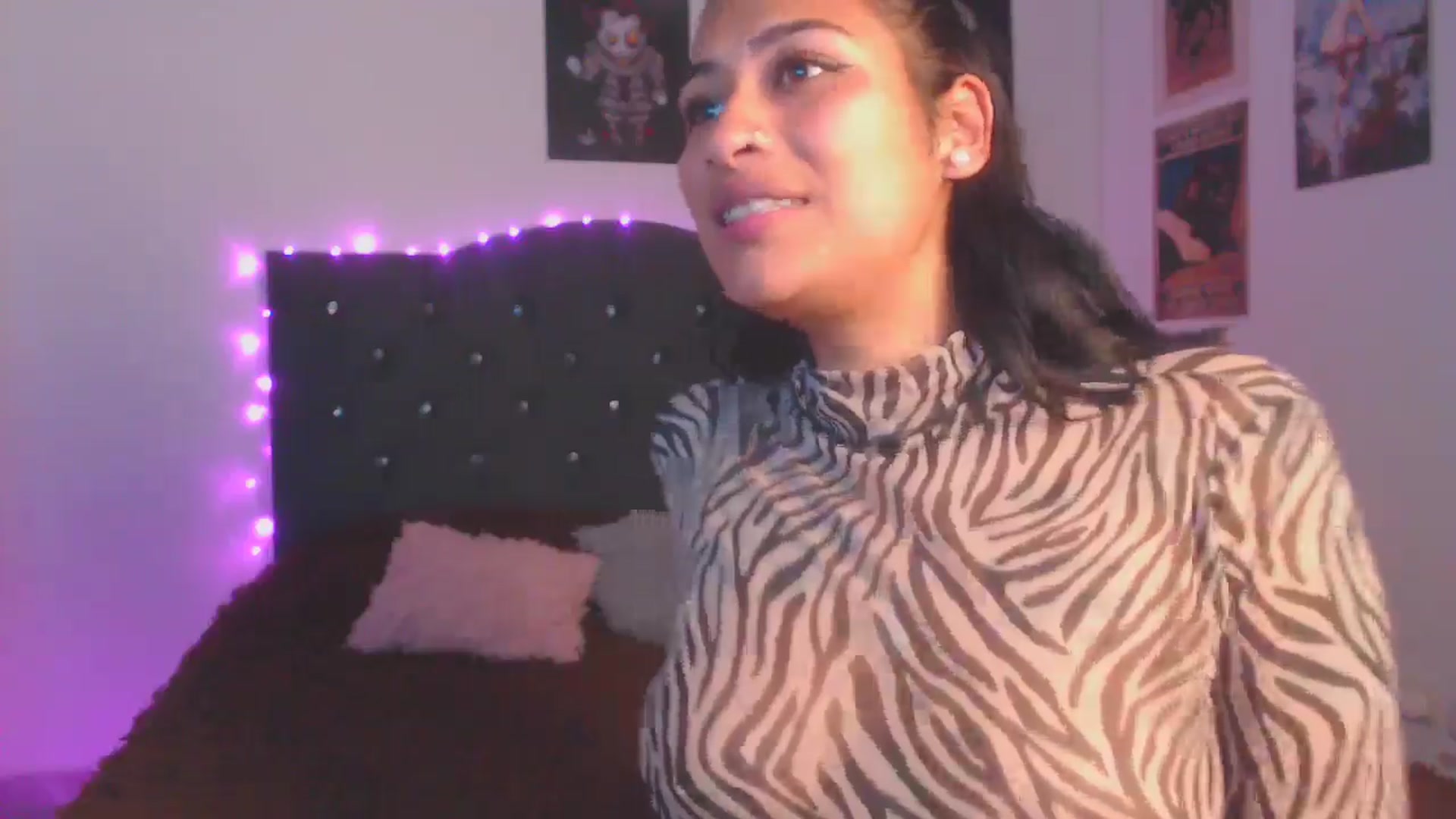 Gallery image thumbnail from Alee_18's myfreecams stream on, 07/24/2024, 06:44 image 11 of 20