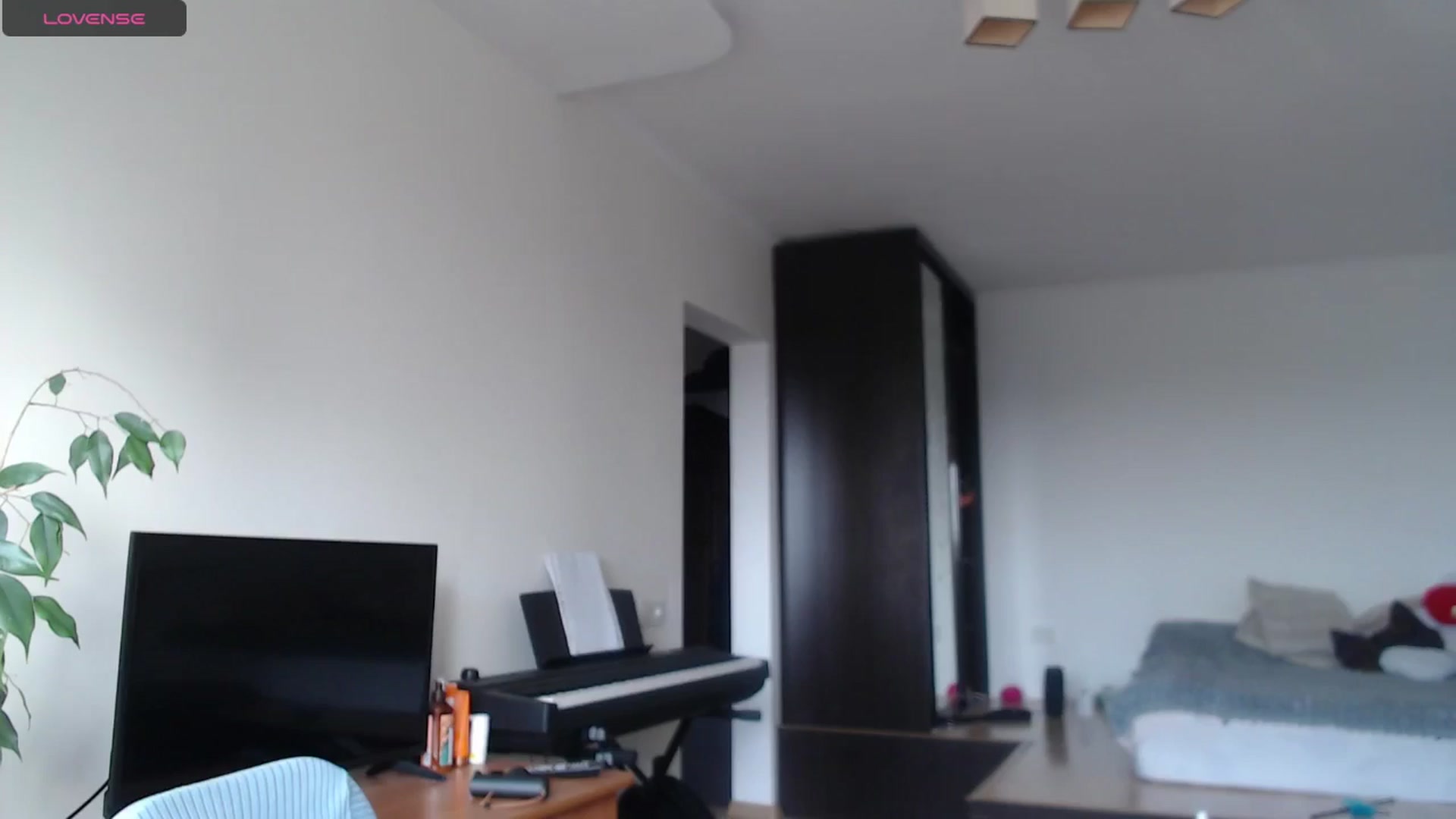 Gallery image thumbnail from Aleida__'s myfreecams stream on, 09/16/2024, 14:45 image 11 of 20