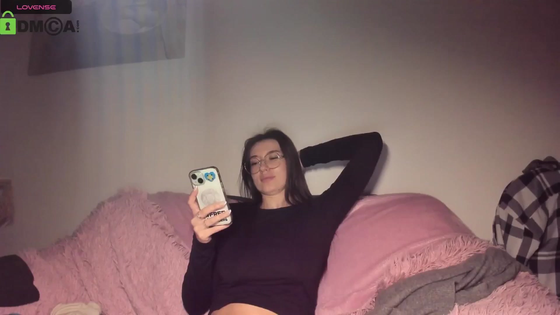 Gallery image thumbnail from Aleida__'s myfreecams stream on, 02/17/2026, 16:33 image 6 of 20
