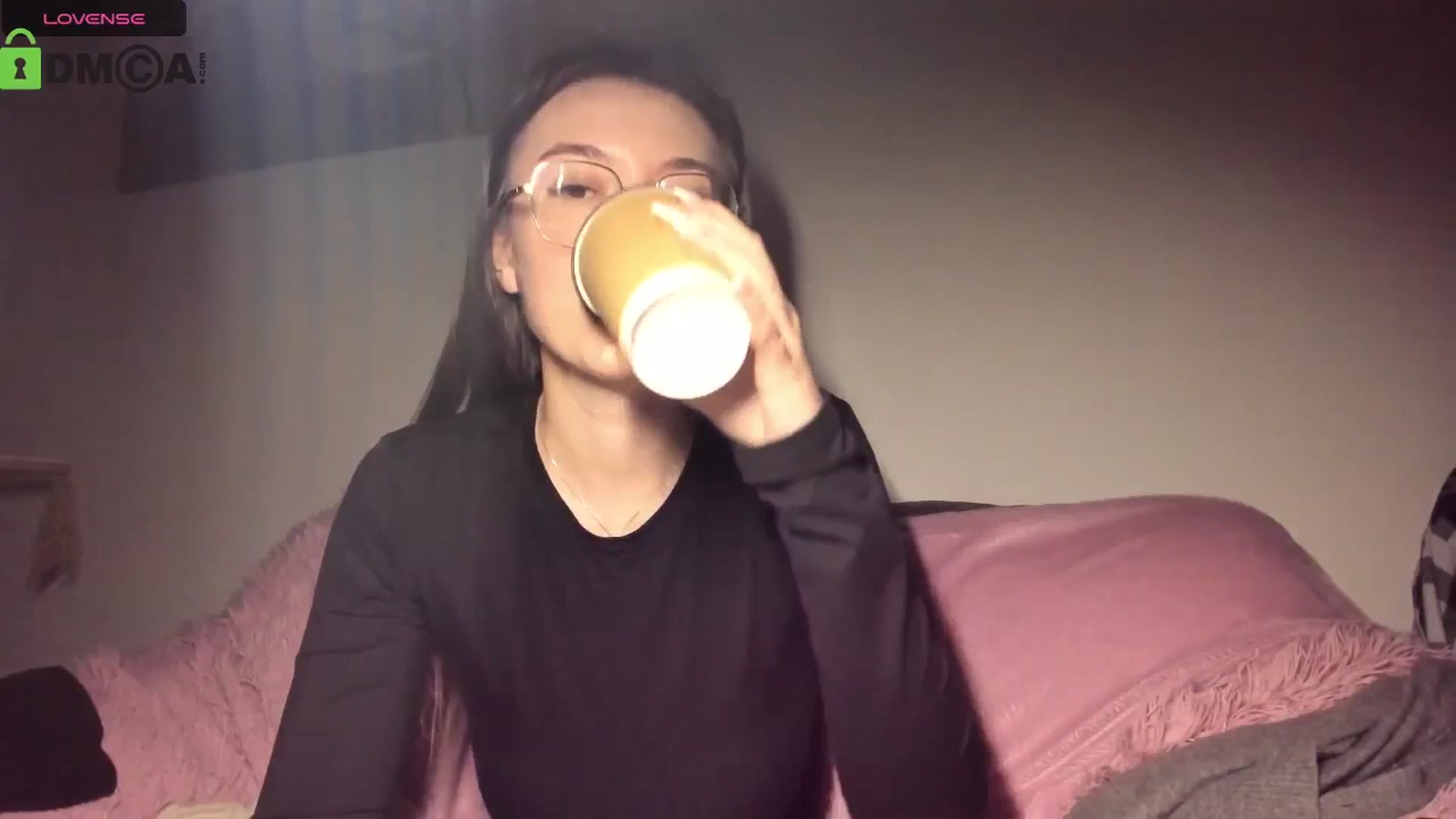 Gallery image thumbnail from Aleida__'s myfreecams stream on, 02/17/2026, 16:33 image 13 of 20
