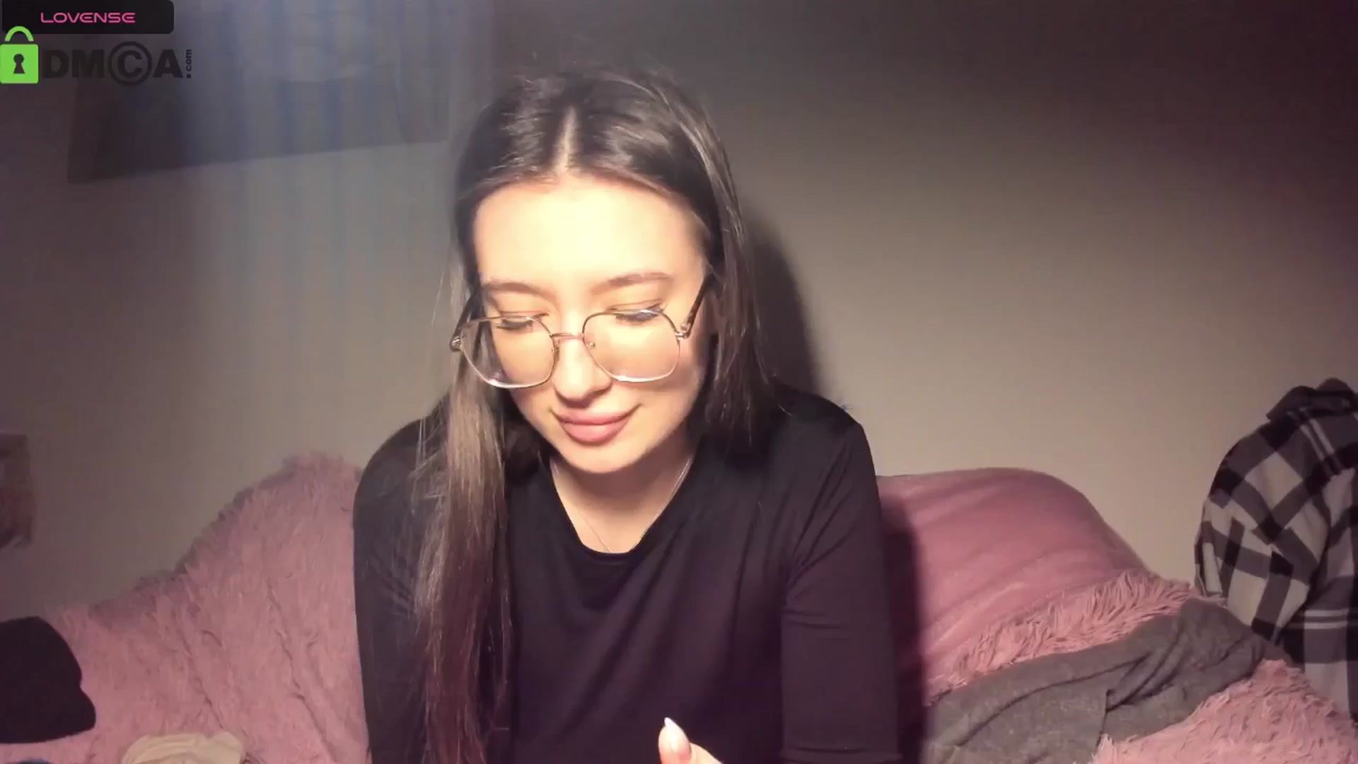 Gallery image thumbnail from Aleida__'s myfreecams stream on, 02/17/2026, 16:33 image 2 of 20