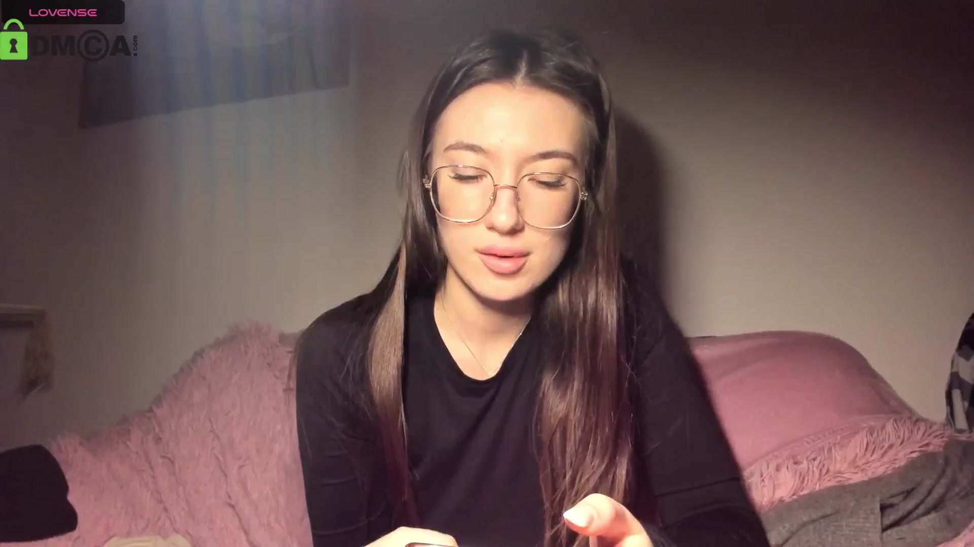 Gallery image thumbnail from Aleida__'s myfreecams stream on, 02/17/2026, 16:33 image 15 of 20