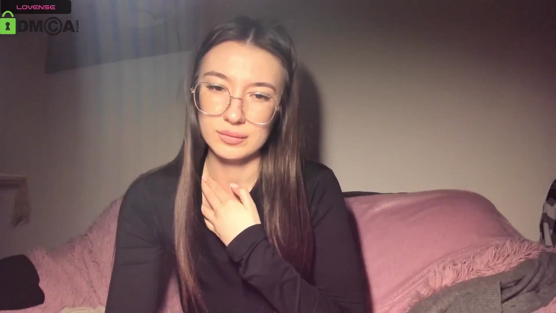 Gallery image thumbnail from Aleida__'s myfreecams stream on, 02/17/2026, 16:33 image 16 of 20