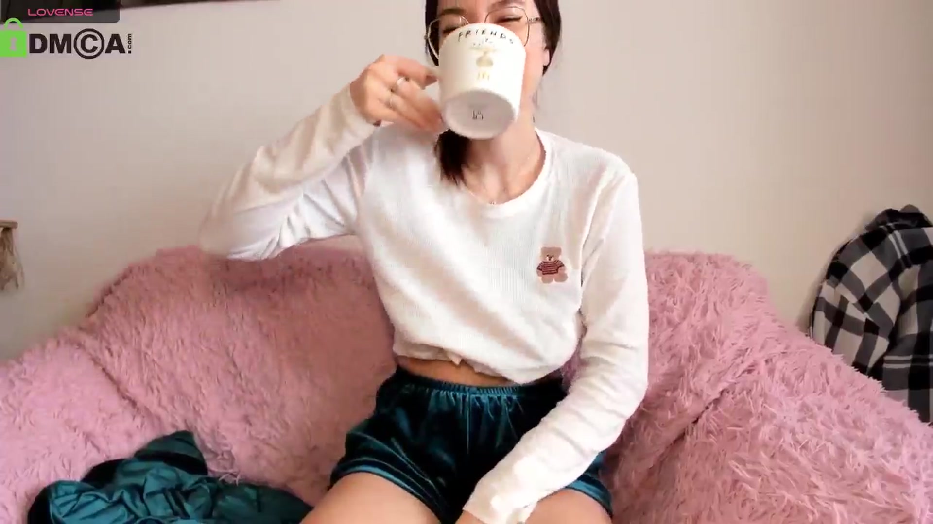 Gallery image thumbnail from Aleida__'s myfreecams stream on, 02/19/2026, 10:36 image 6 of 20