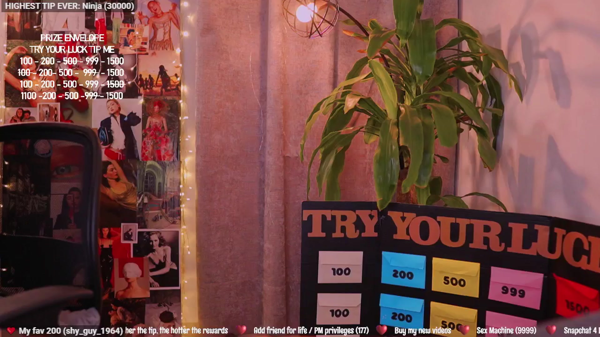 Gallery image thumbnail from AlejaBlonde's myfreecams stream on, 08/15/2025, 07:22 image 12 of 20